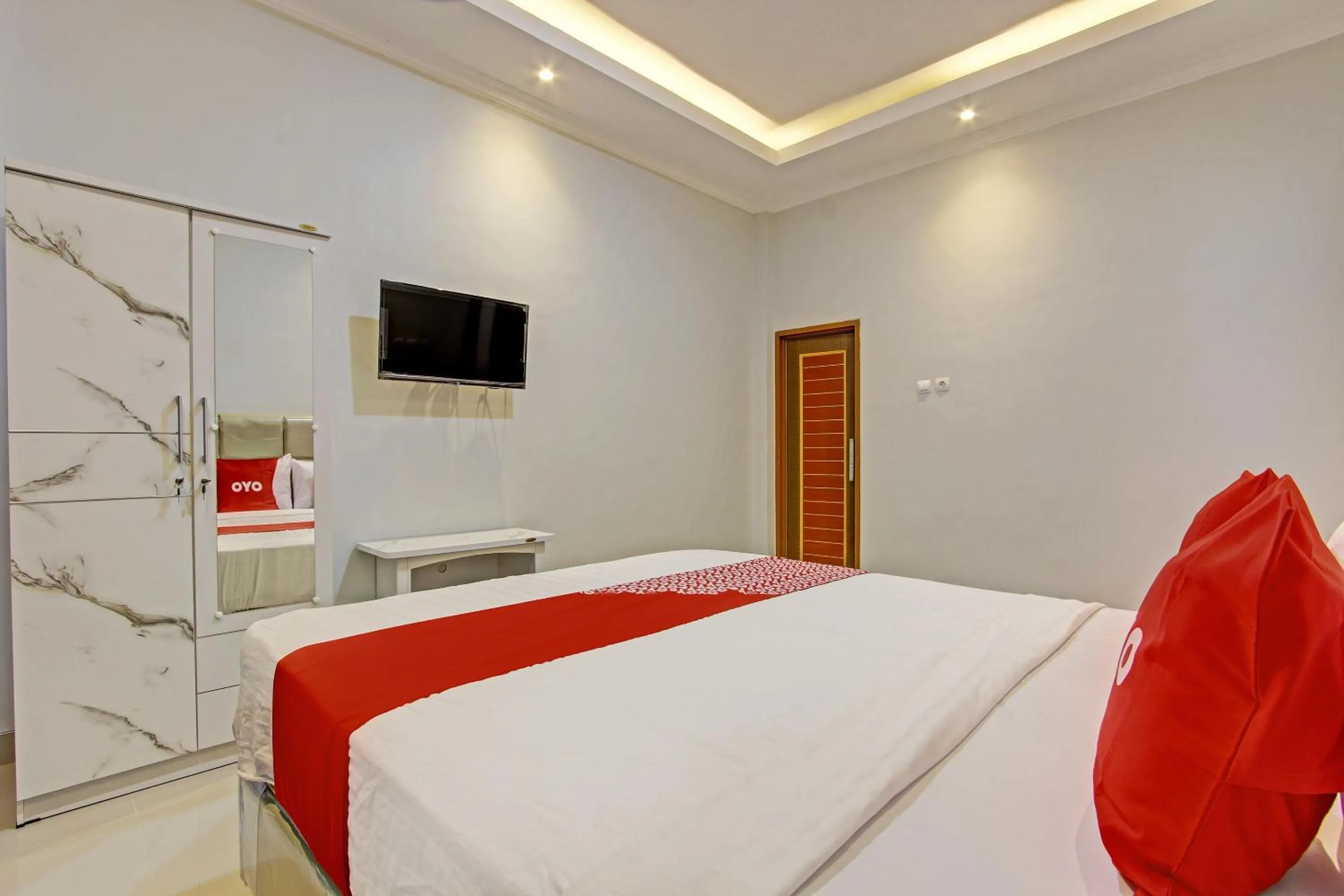 Bedroom in Hotel O Imperial Inn