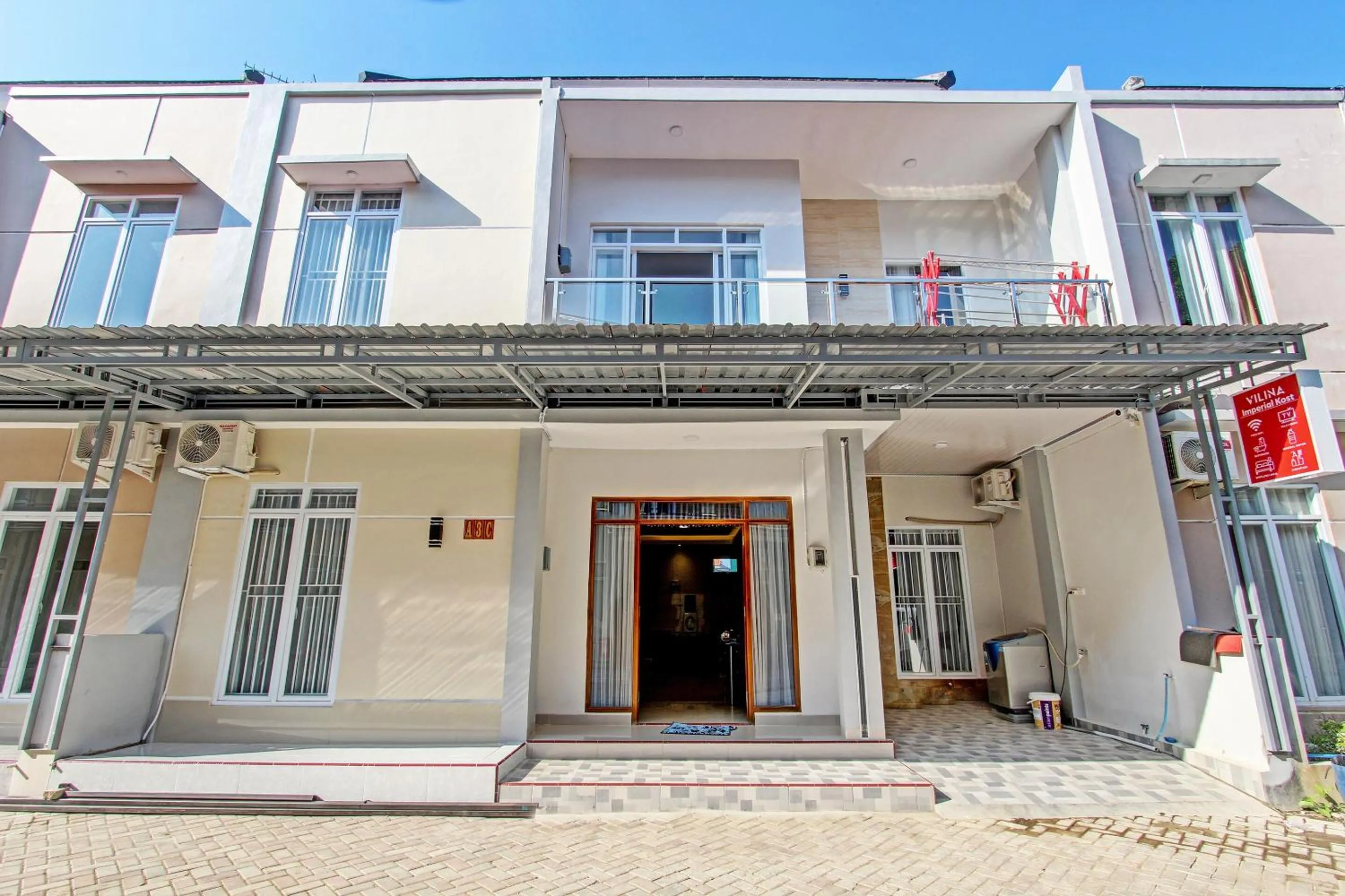 Facade/entrance in Hotel O Imperial Inn