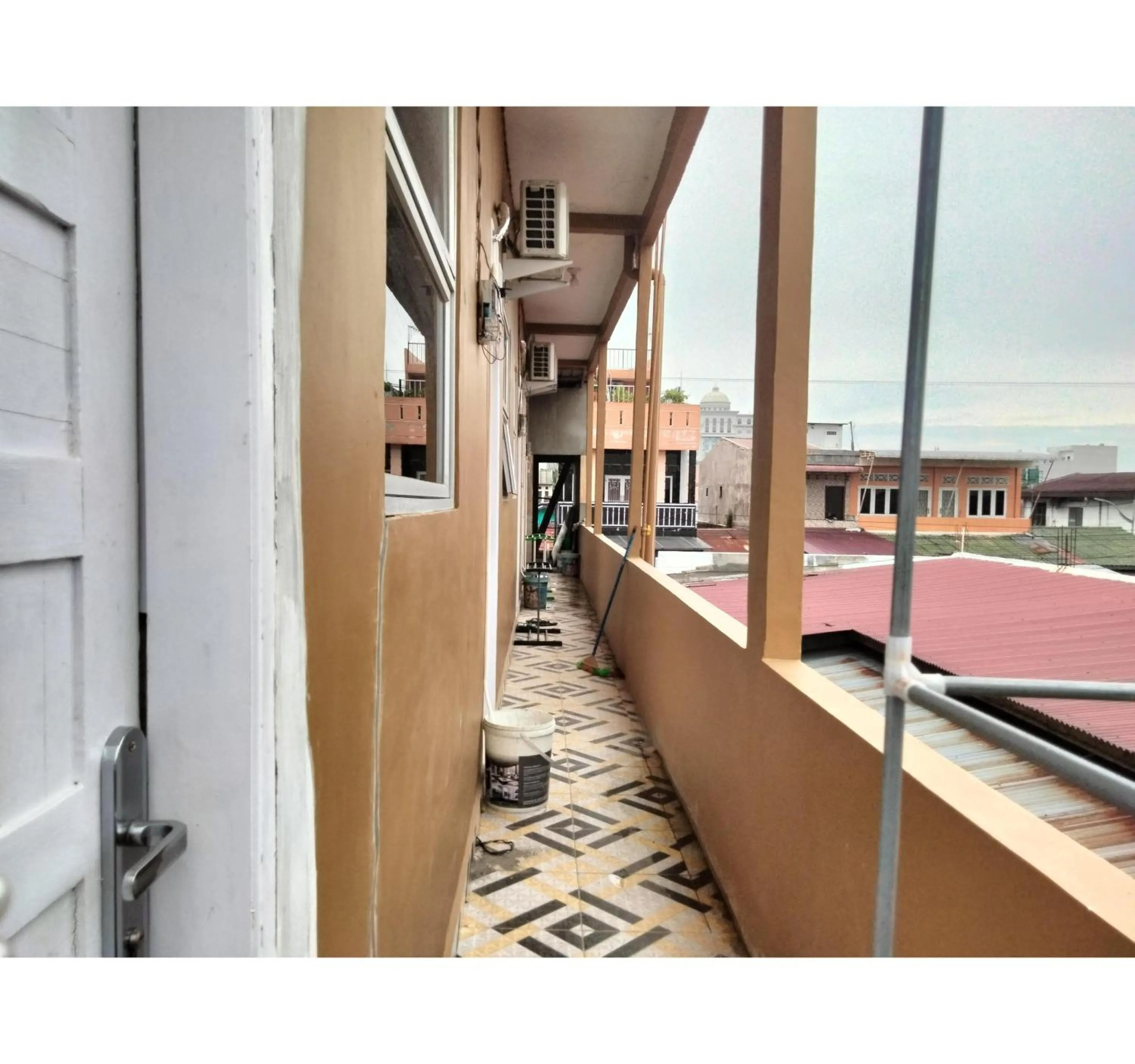 Balcony/Terrace in Hotel O Nany Ayahanda Syariah