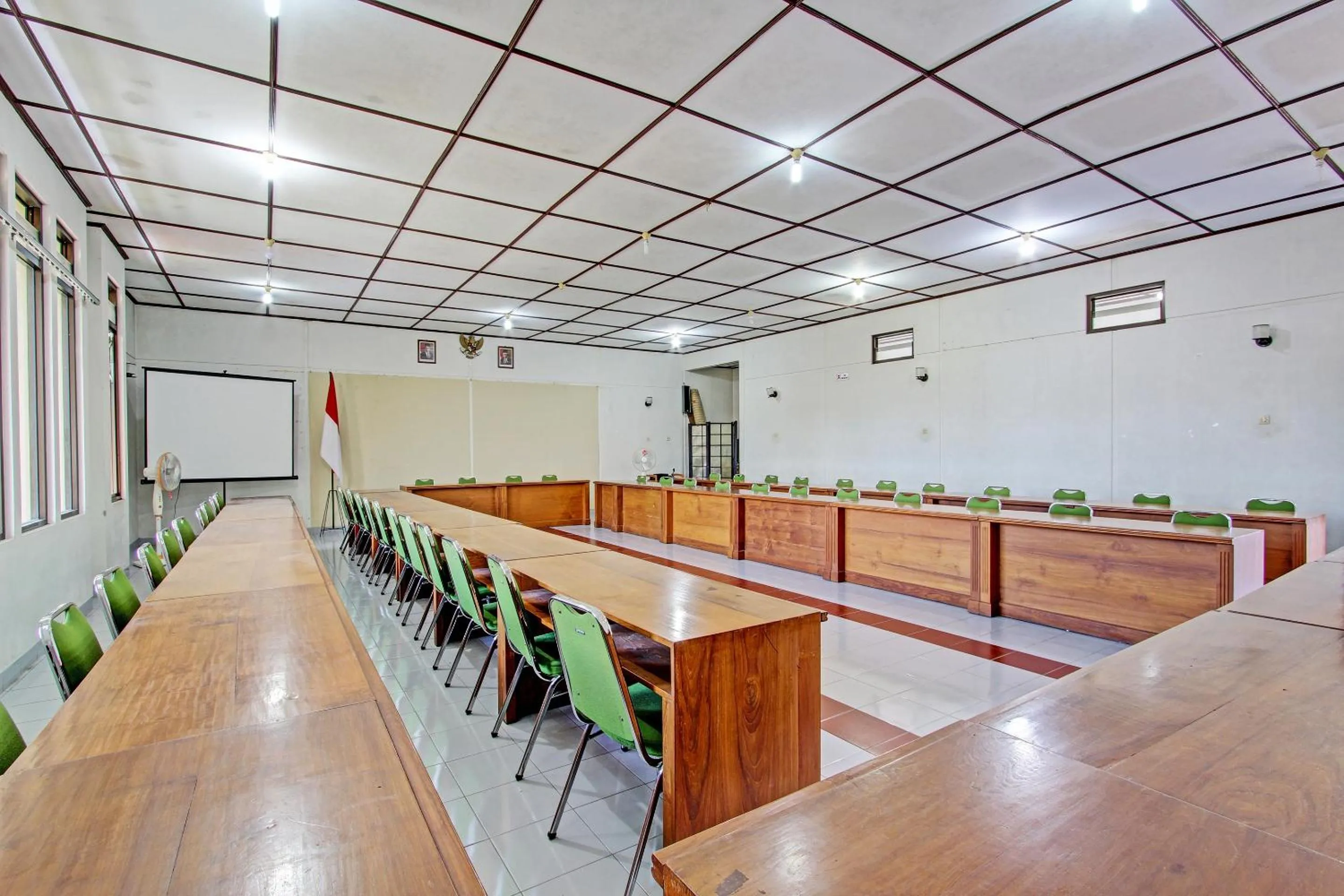 Lobby or reception in Hotel O Satriafi 2 Hotel