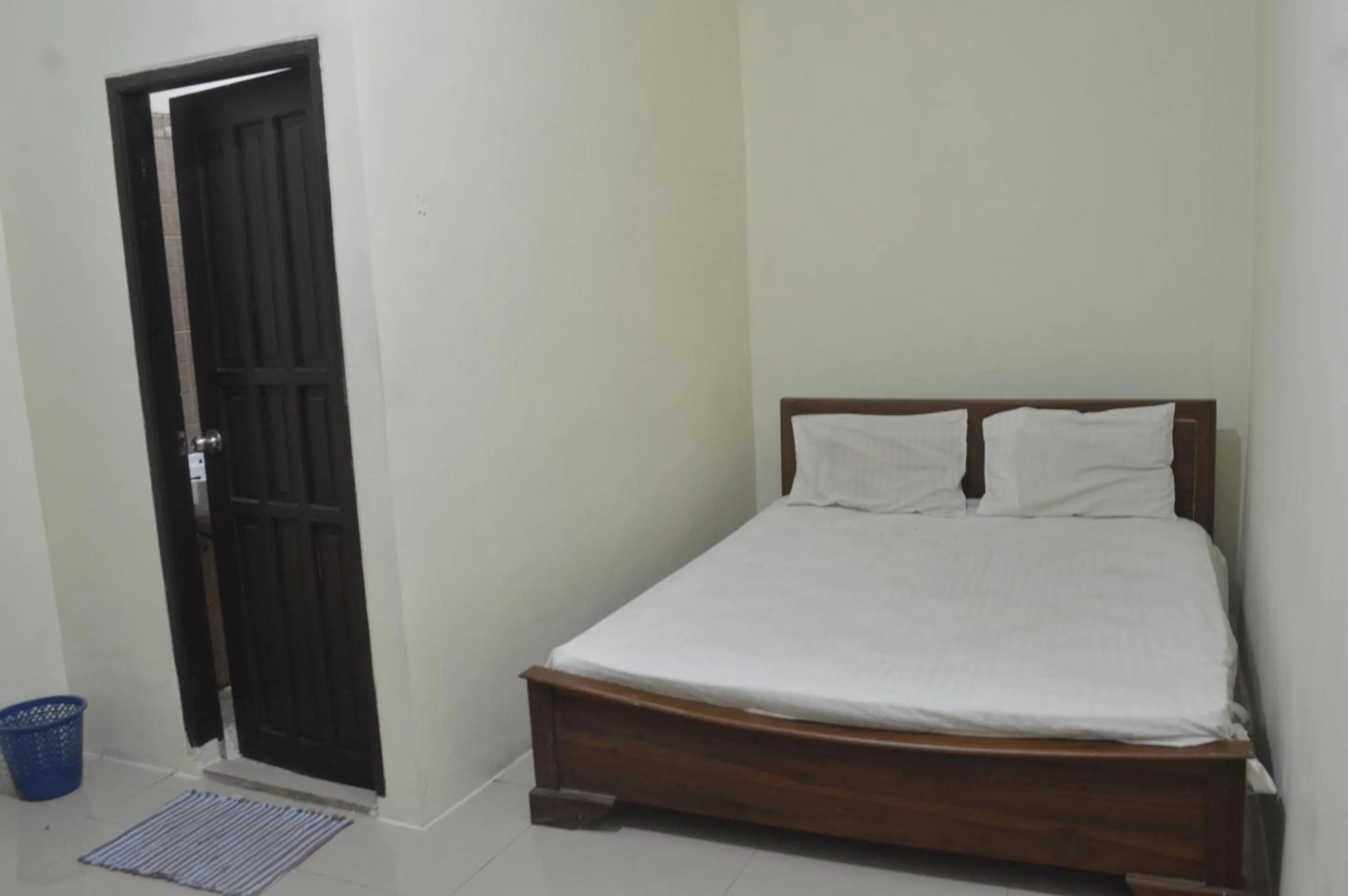Bedroom, Bed in Hotel O Wisma Nusantara Near SD GMIM Wiau Lapi