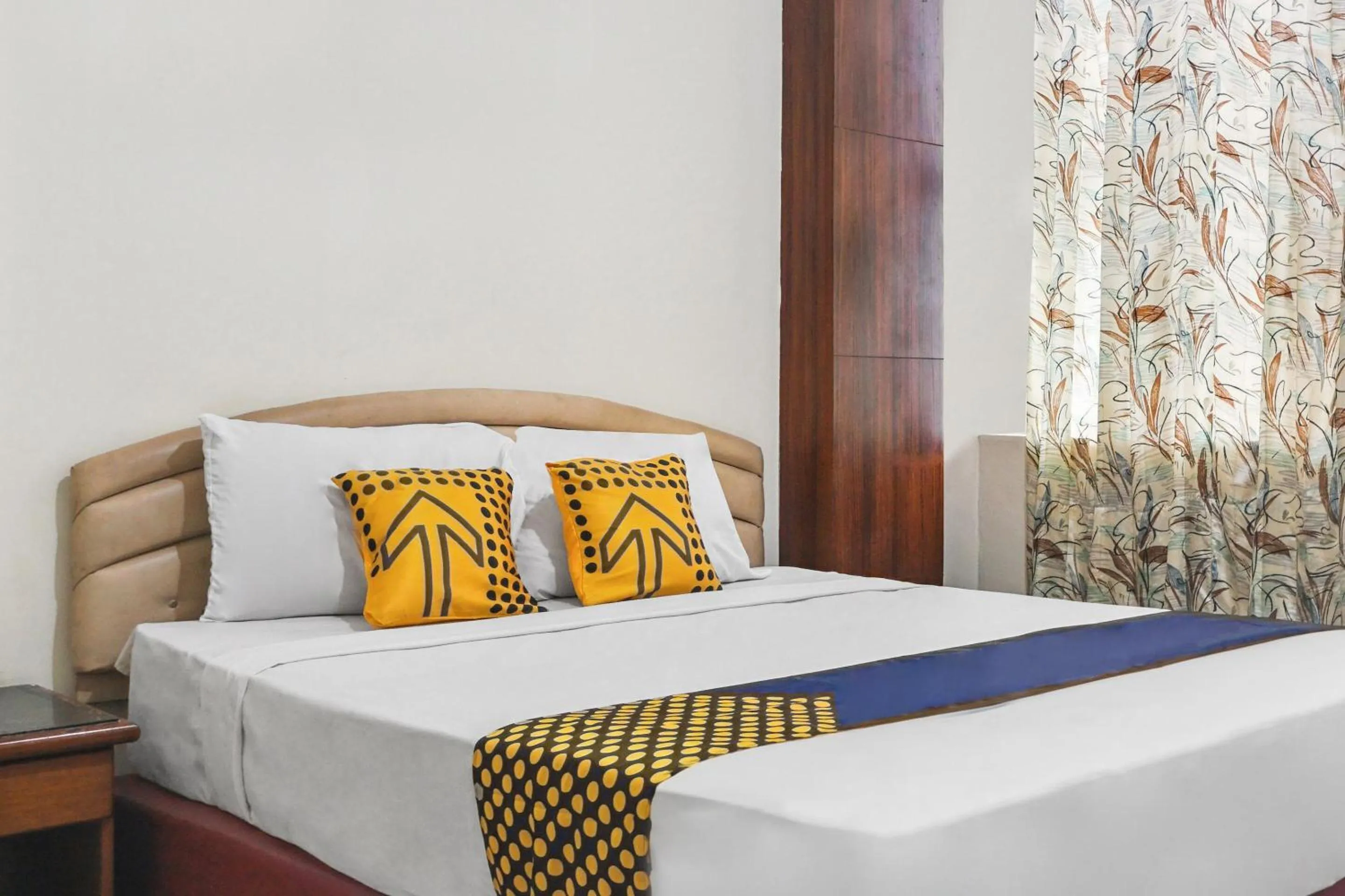 Bedroom, Bed in Hotel O Losmen Bahalap Syariah MarabahanNearSiring Marabahan (Ulek Barito)