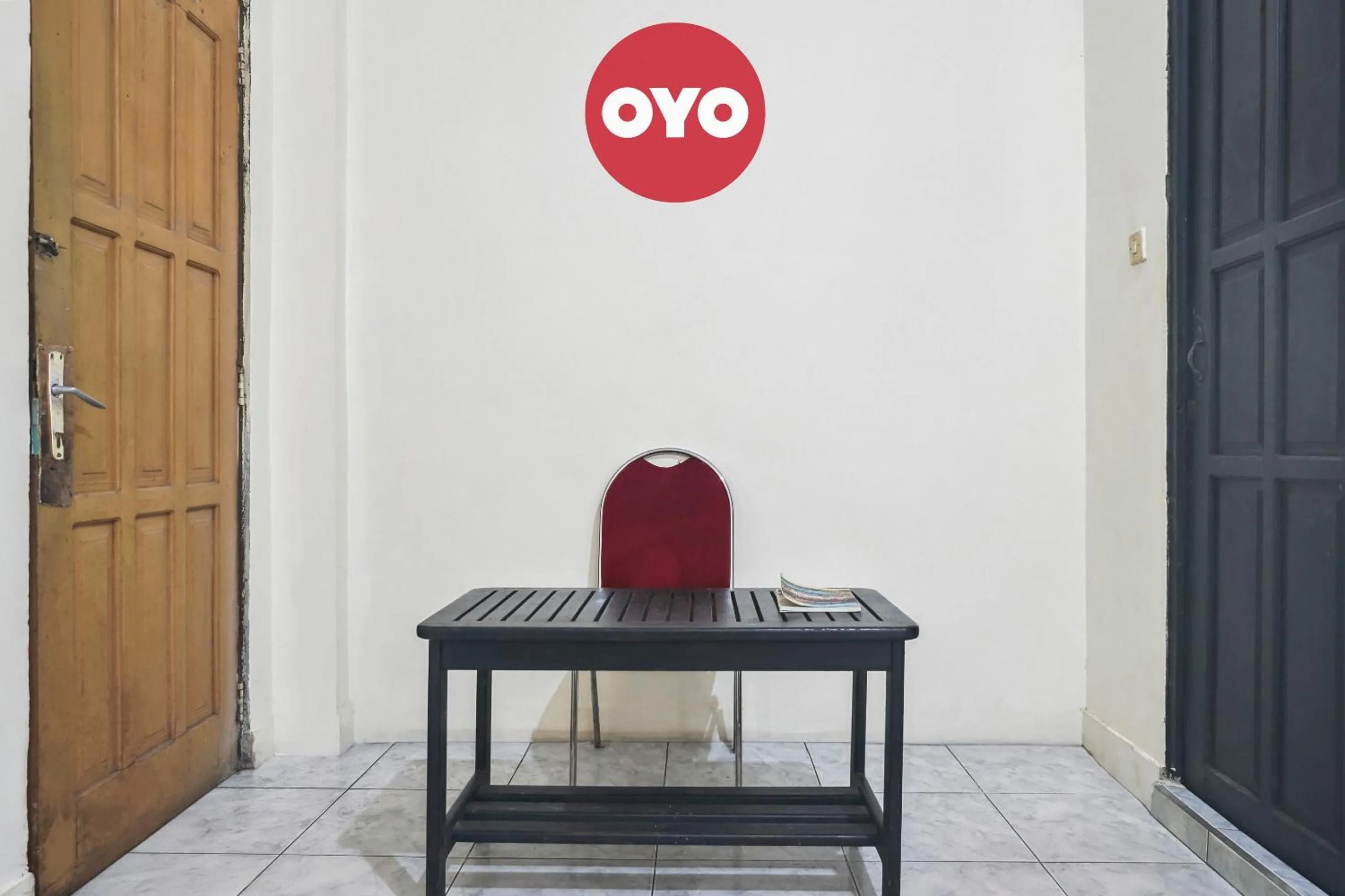 Lobby or reception in Hotel O Losmen Bahalap Syariah MarabahanNearSiring Marabahan (Ulek Barito)