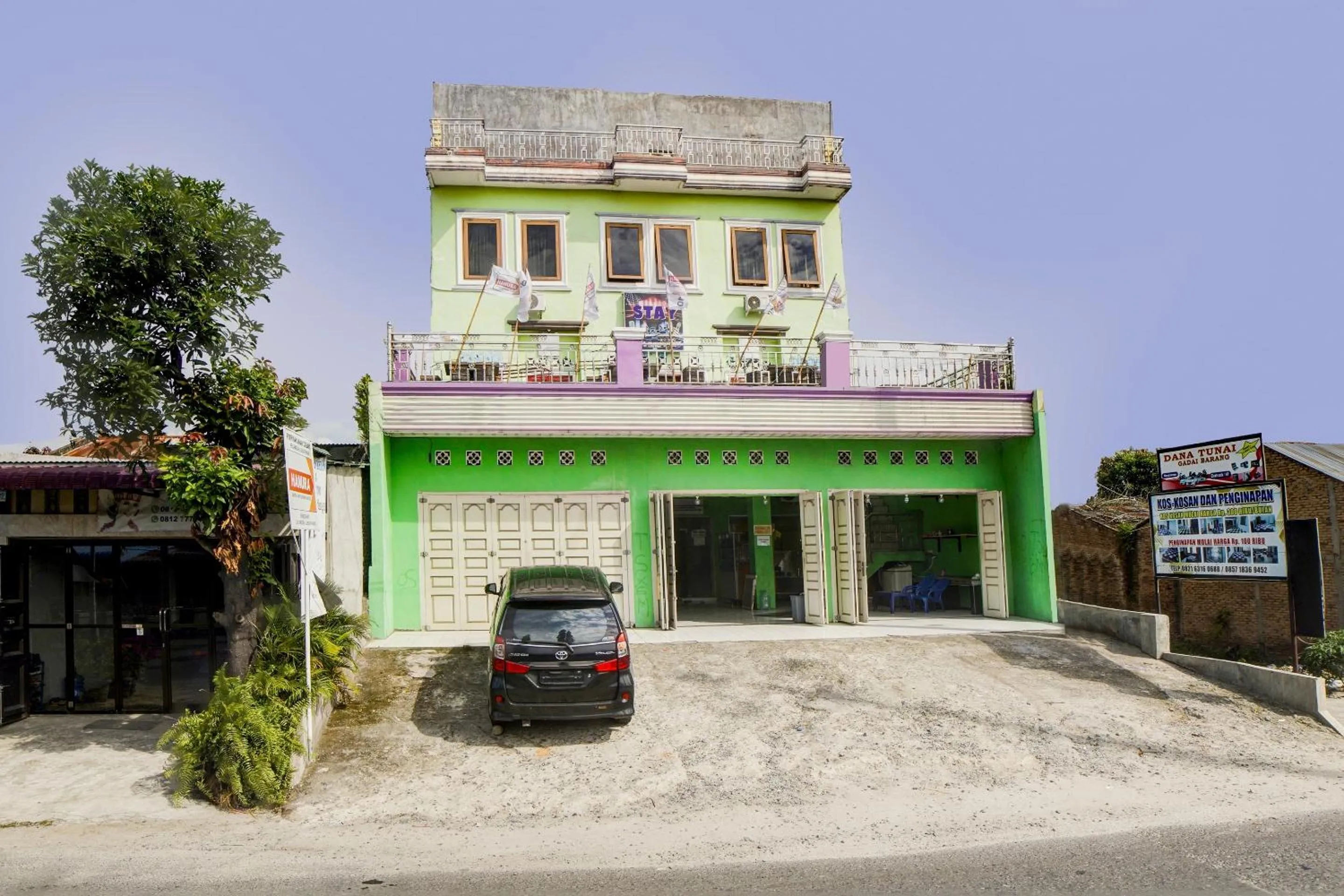 Facade/entrance in Hotel O Penginapan Pakam