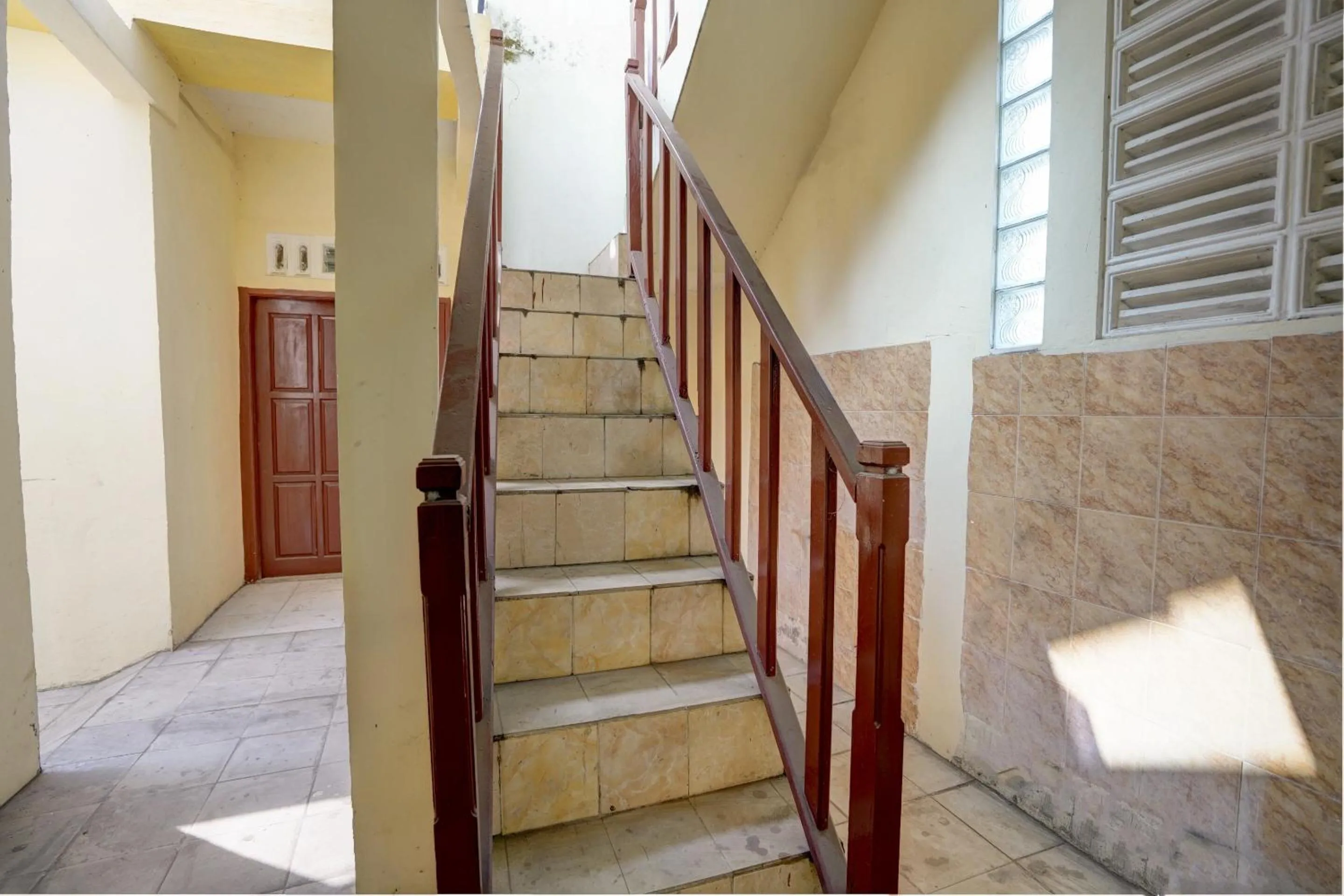 Lobby or reception in Hotel O Sunyoto Homestay Syariah