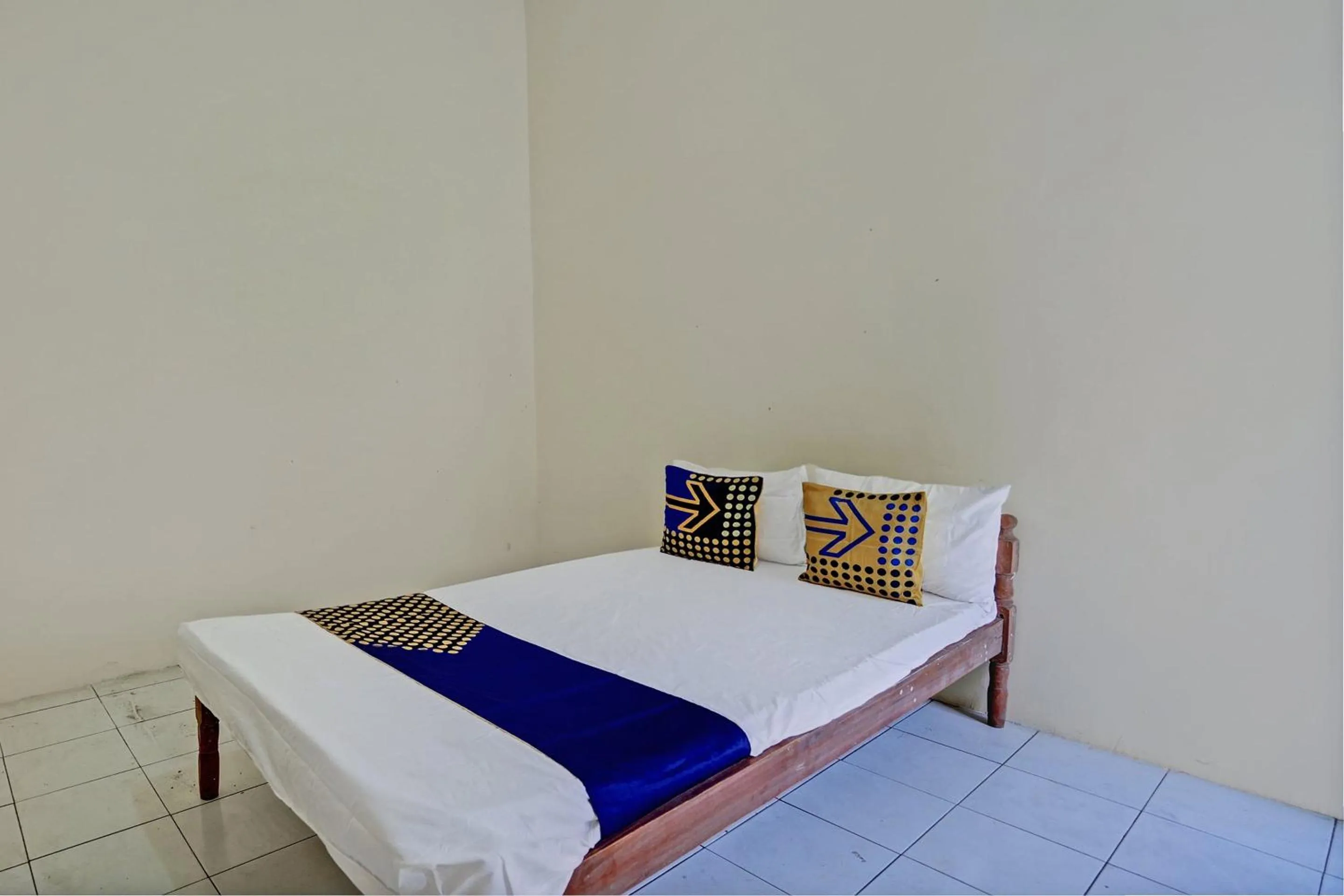 Bedroom, Bed in Hotel O Sunyoto Homestay Syariah