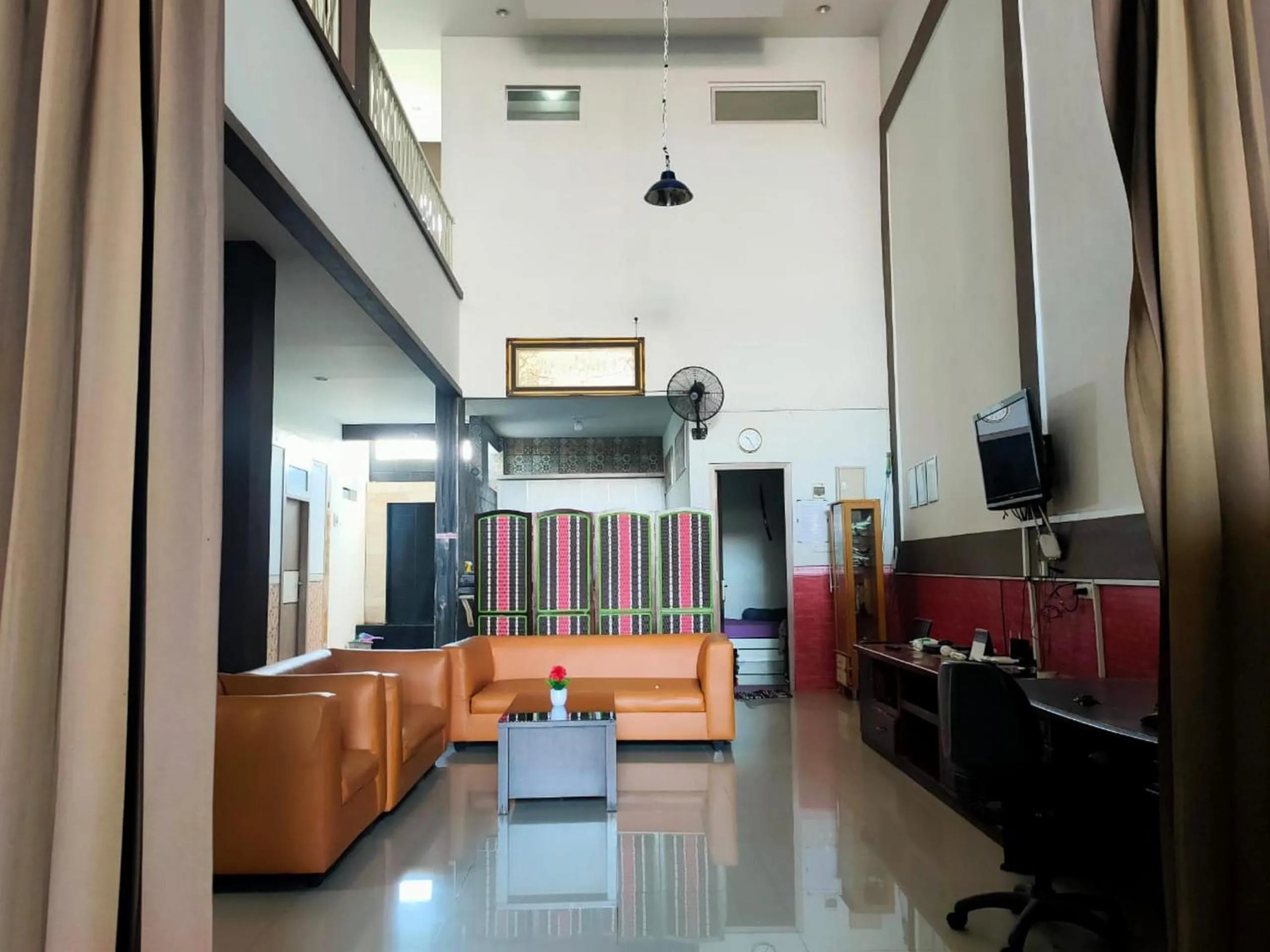 Lobby or reception in Hotel O Kost 3 Kelor Syariah