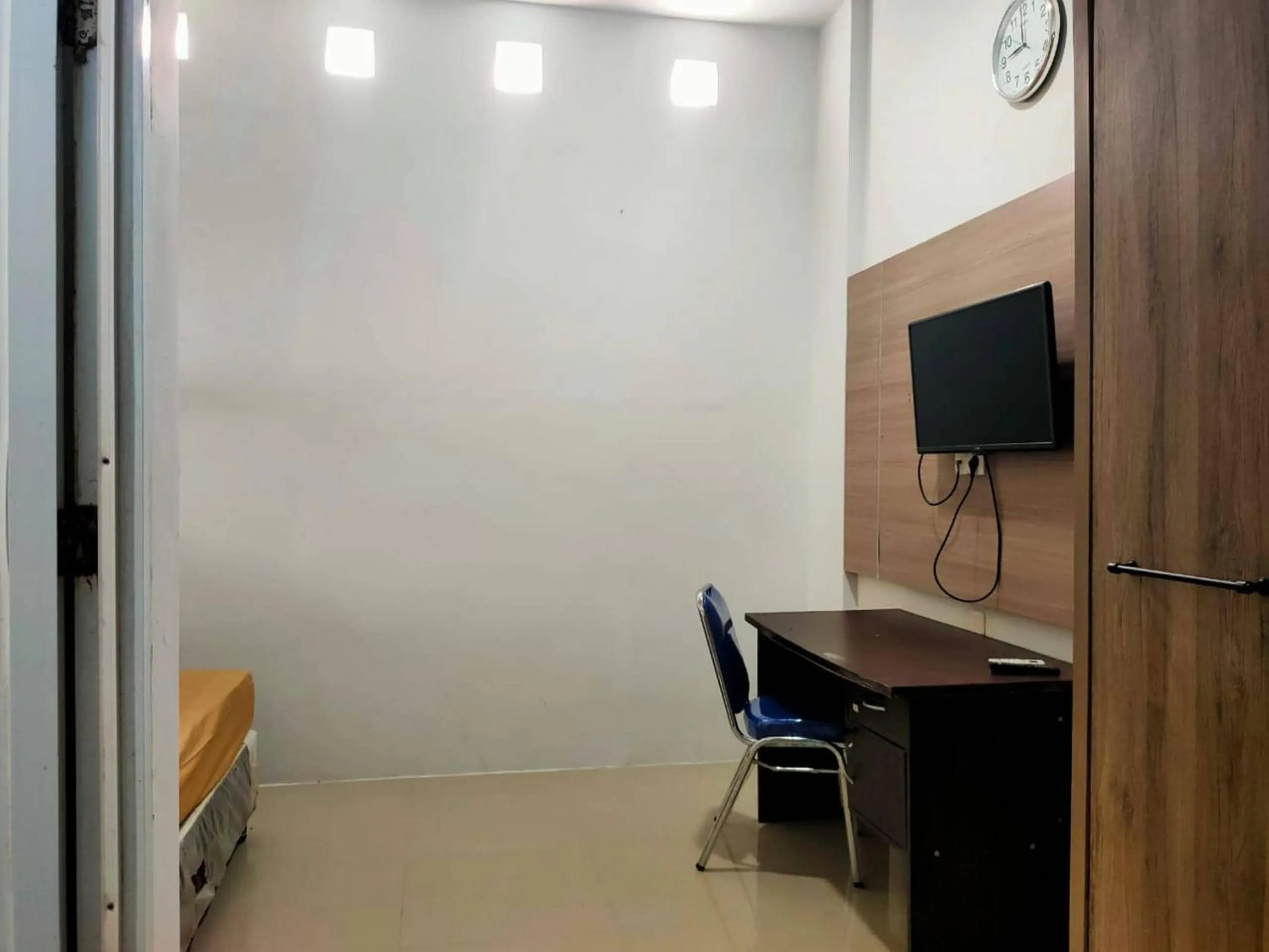 Bedroom in Hotel O Kost 3 Kelor Syariah