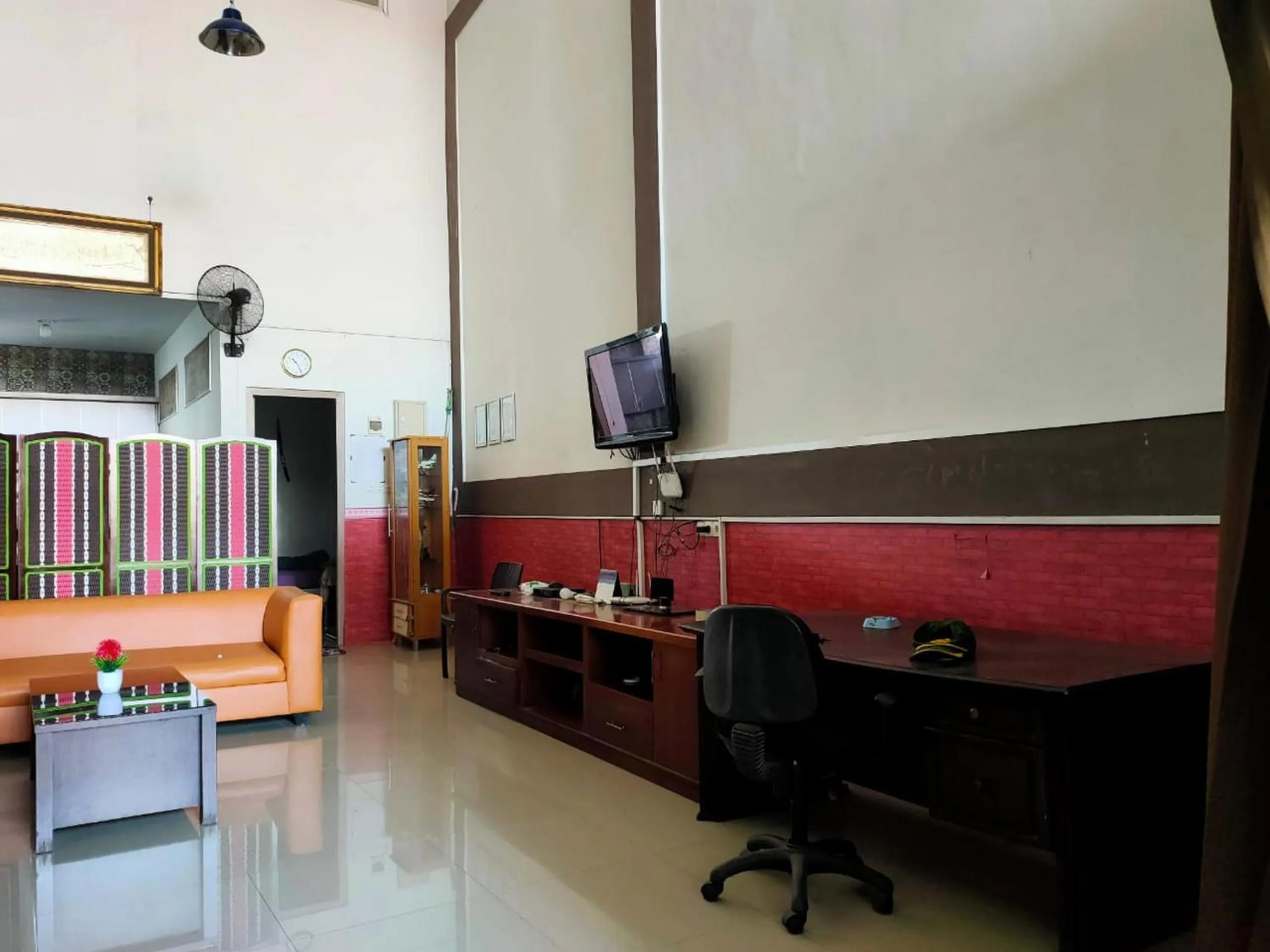 Lobby or reception in Hotel O Kost 3 Kelor Syariah