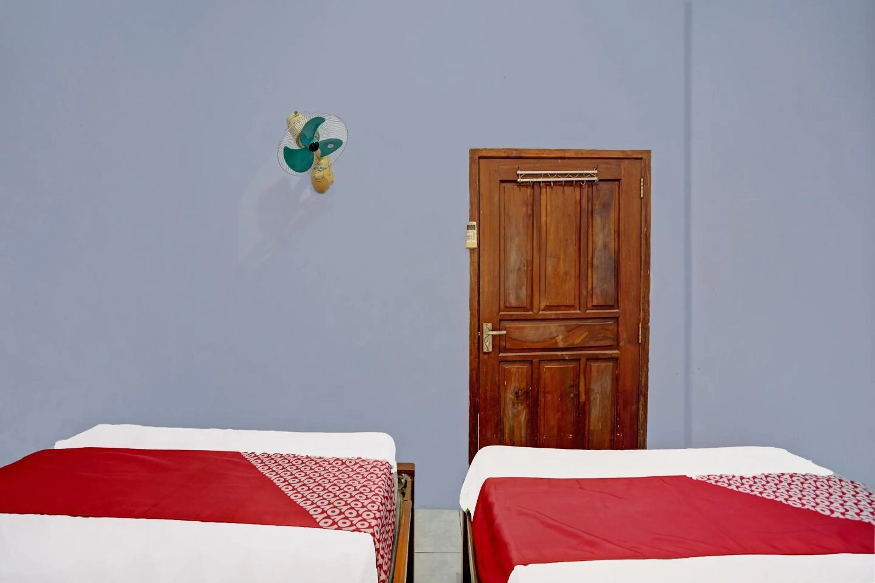 Bedroom, Bed in OYO 92903 Barokah Hotel Syariah