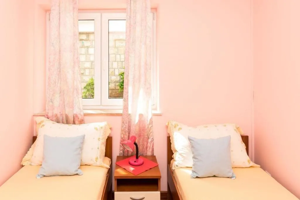 Double Room in Guest House Ćuk