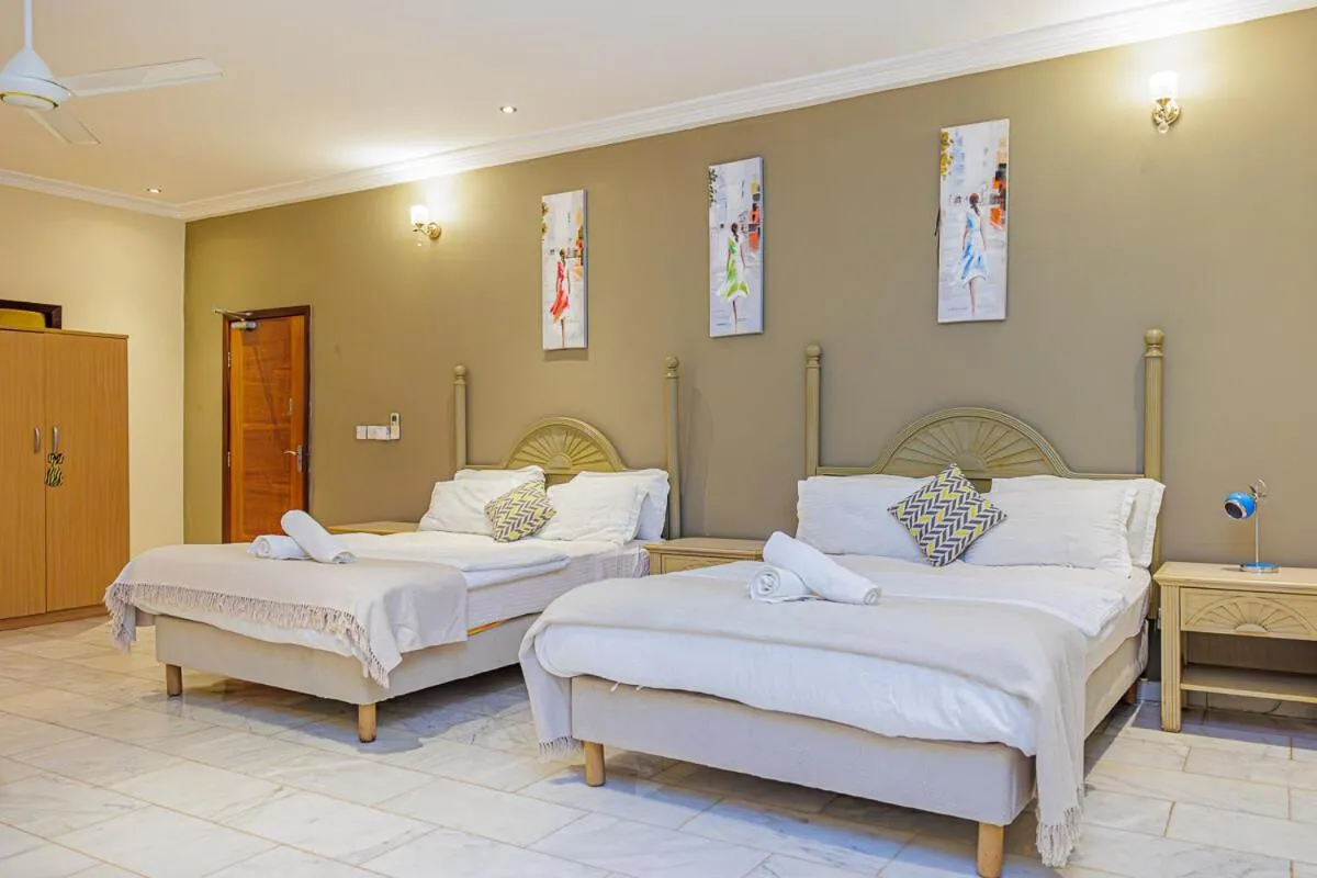 Bed in Ocean Villa Heights