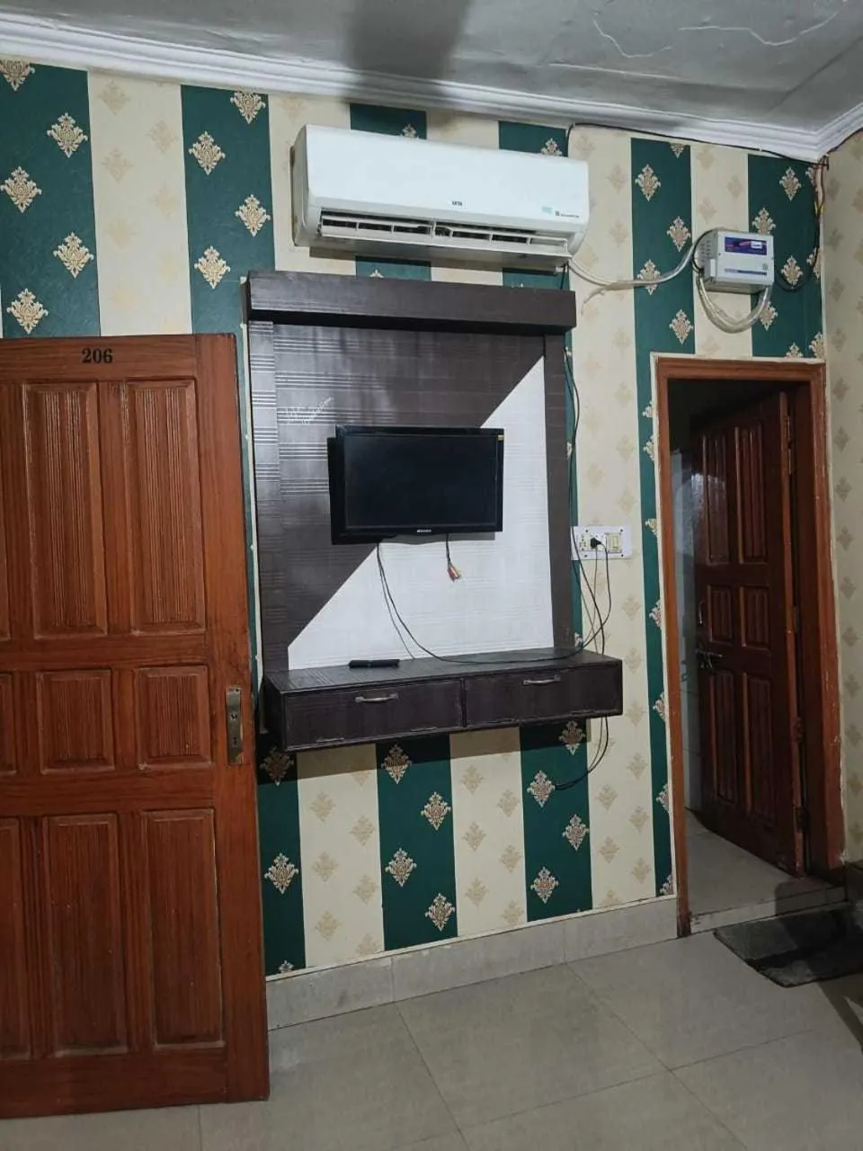 Bedroom in Hotel O POP Star Hotel And Restaurant