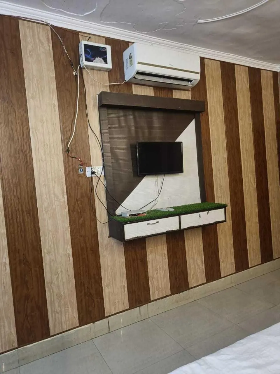 Lobby or reception in Hotel O POP Star Hotel And Restaurant