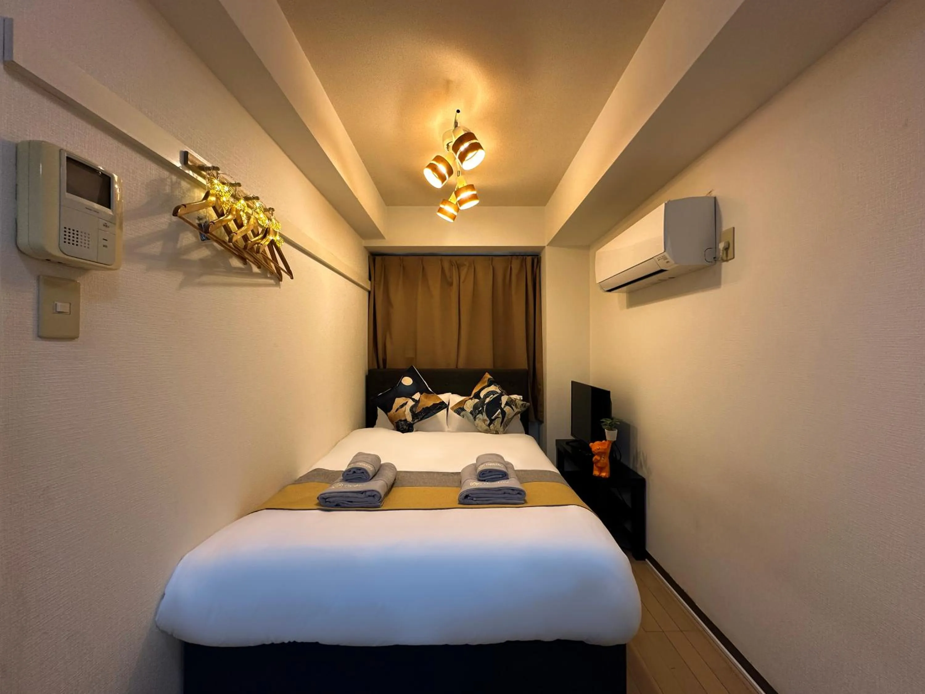 Bed in nestay apartment tokyo itabashi