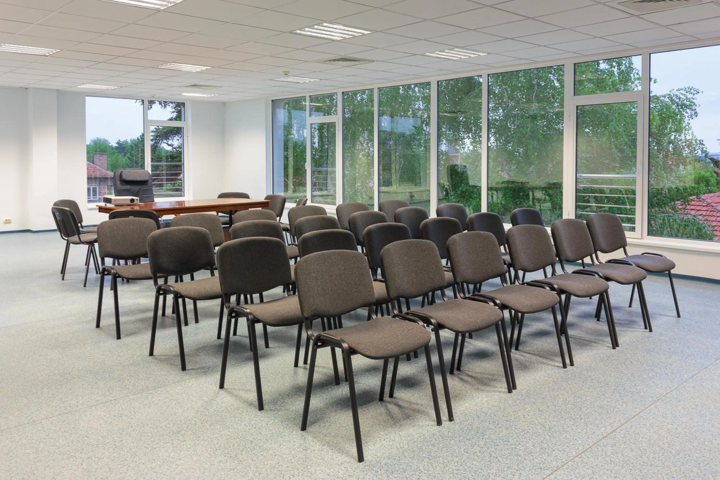 Business facilities in Provans famili hotel