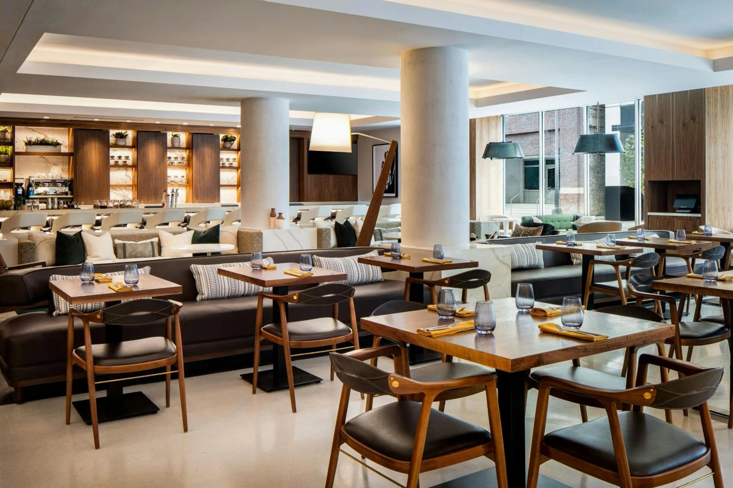 Restaurant/places to eat in Le Meridien Fort Worth Downtown