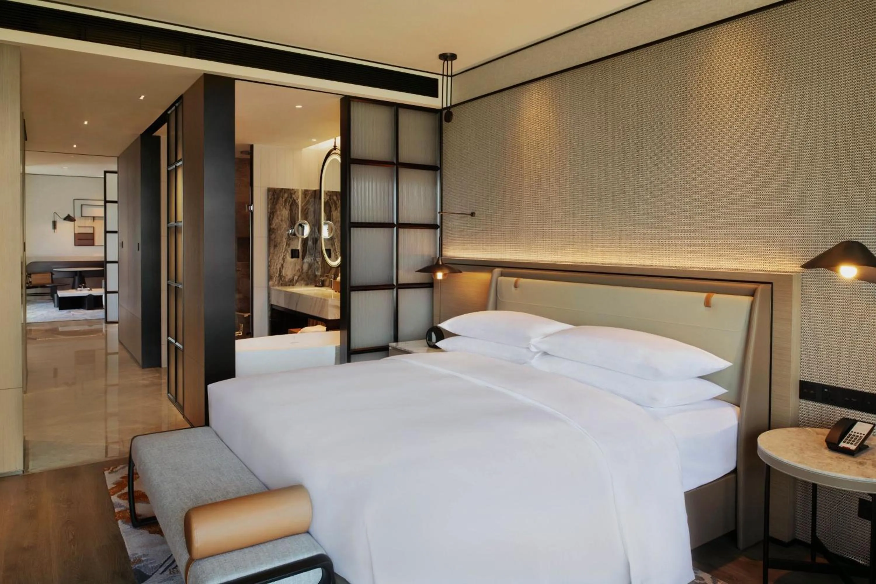 Bedroom, Bed in Sheraton Taizhou