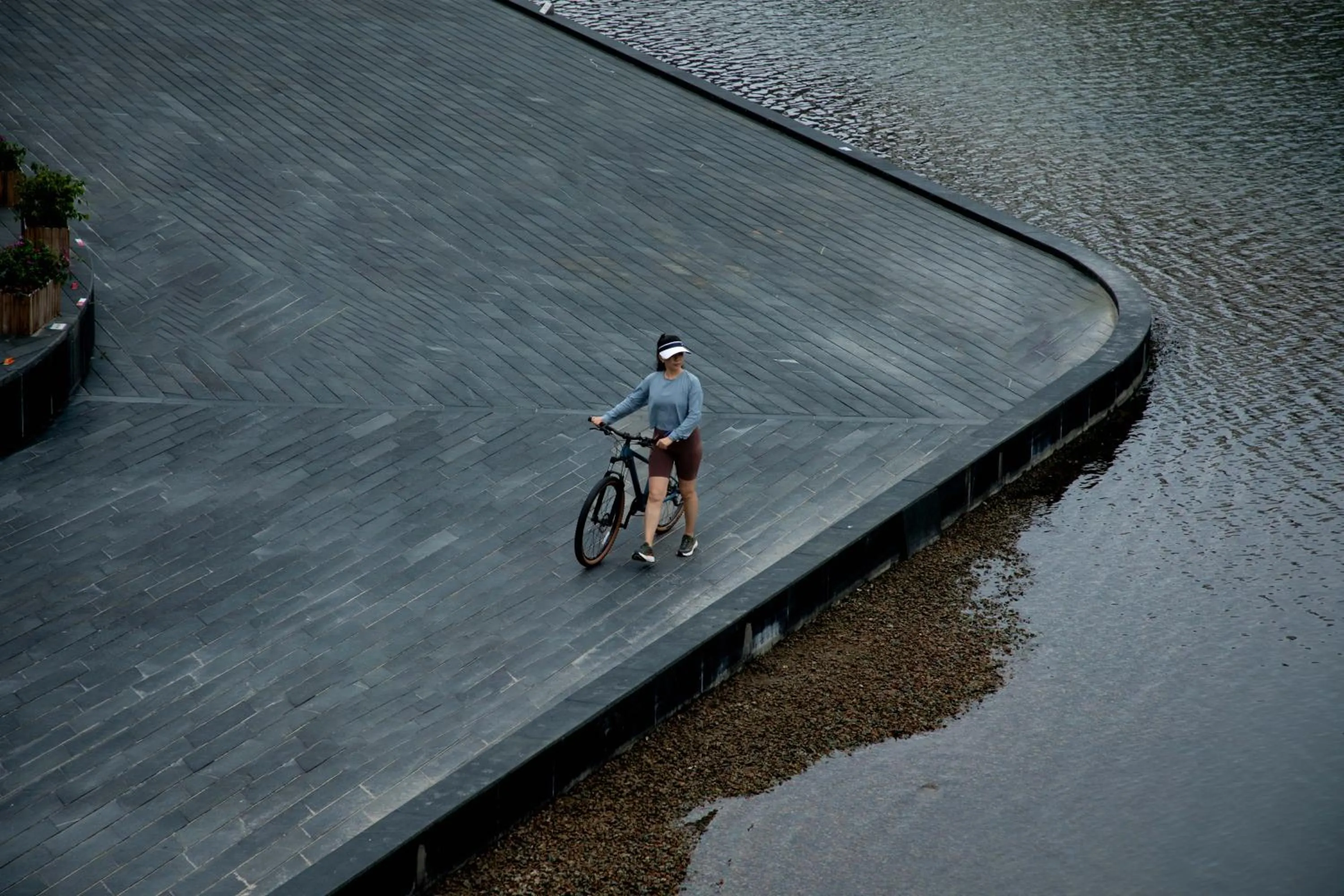 Cycling in Zhuhai Marriott Hotel Jinwan