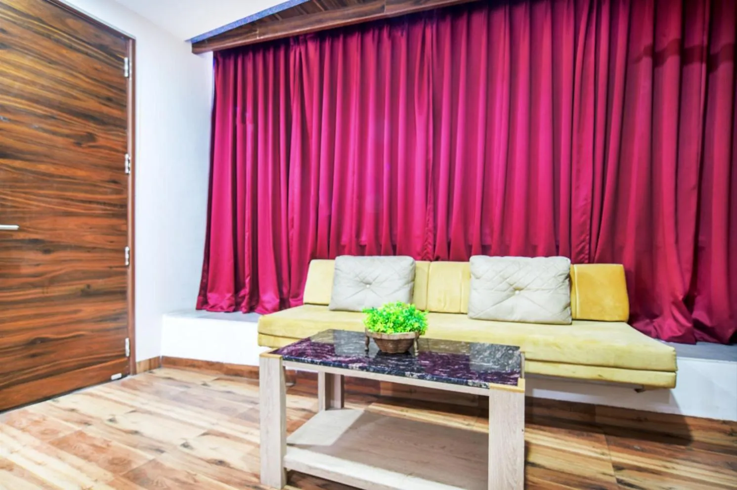 Bedroom in The Grand Tara