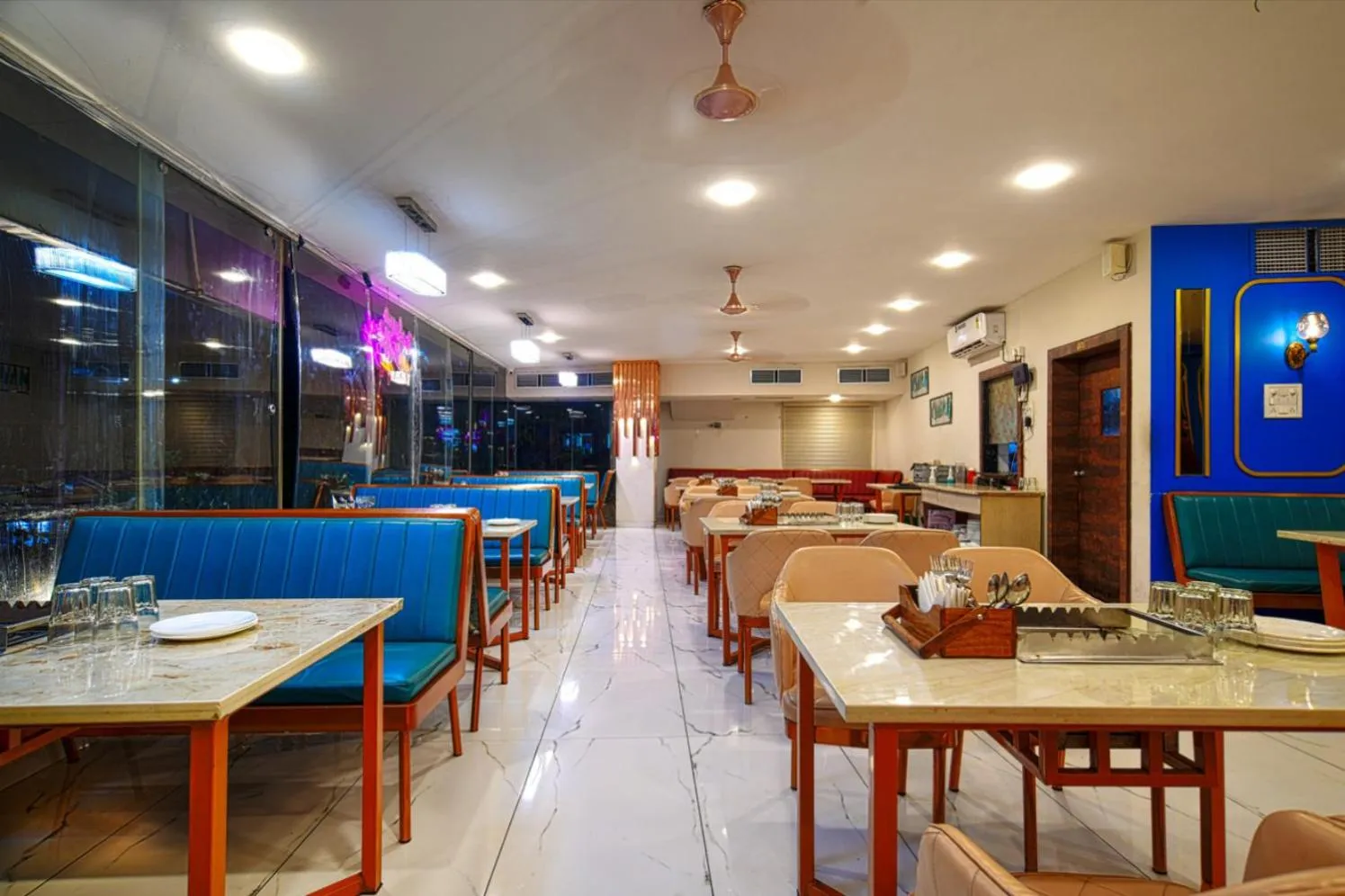 Restaurant/places to eat in The Grand Tara