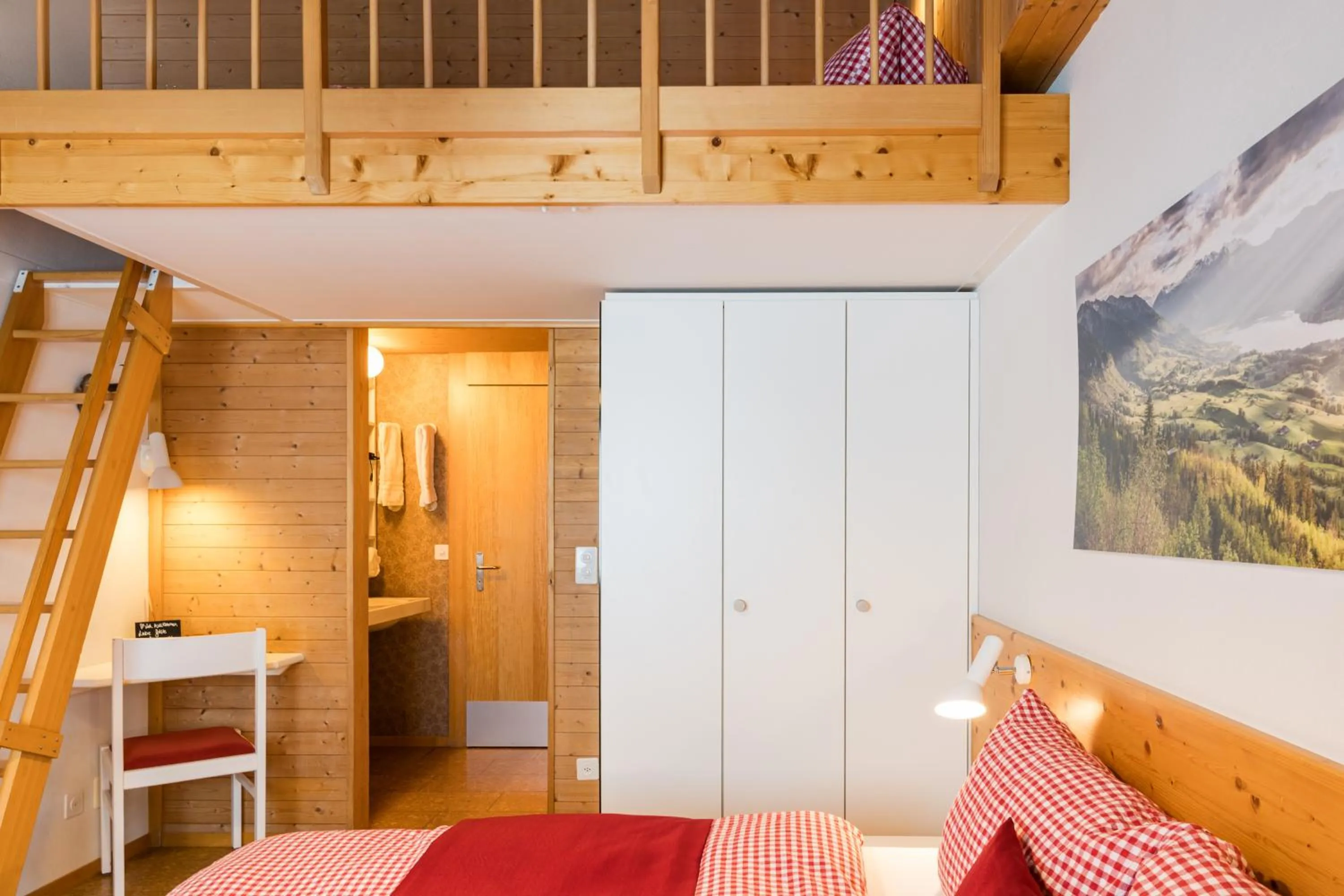 Family, Bed in Berghotel Distelboden