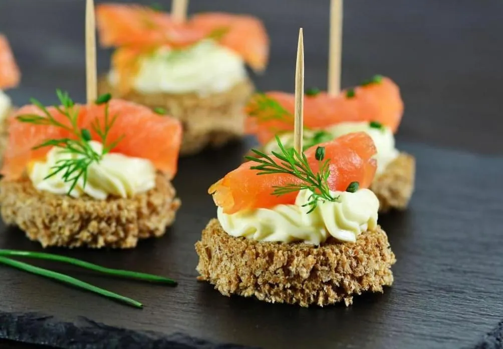 Restaurant/places to eat in Hotel Active Stadium