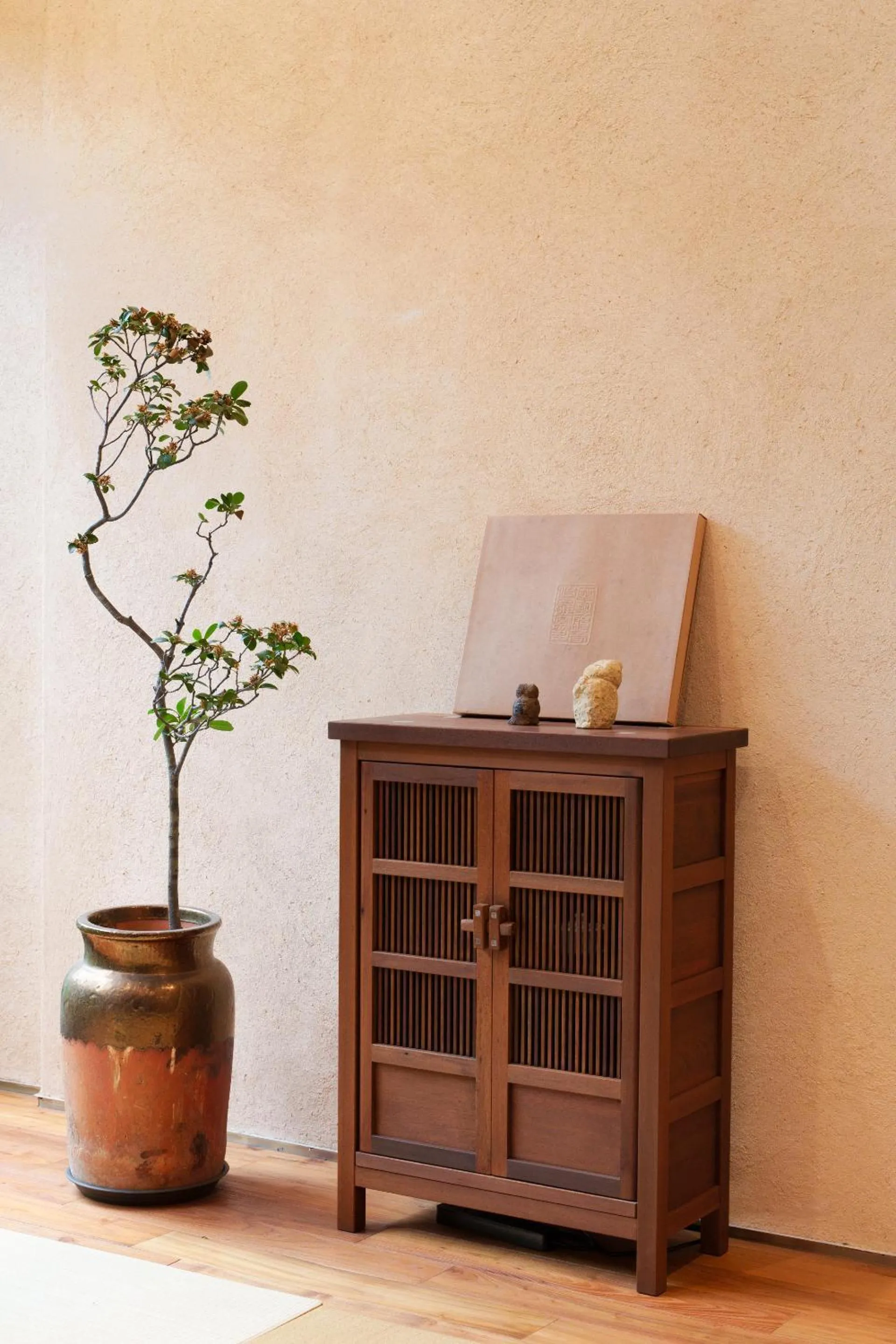 Seating area in Wutong Hotel Apartment Bao'an Center