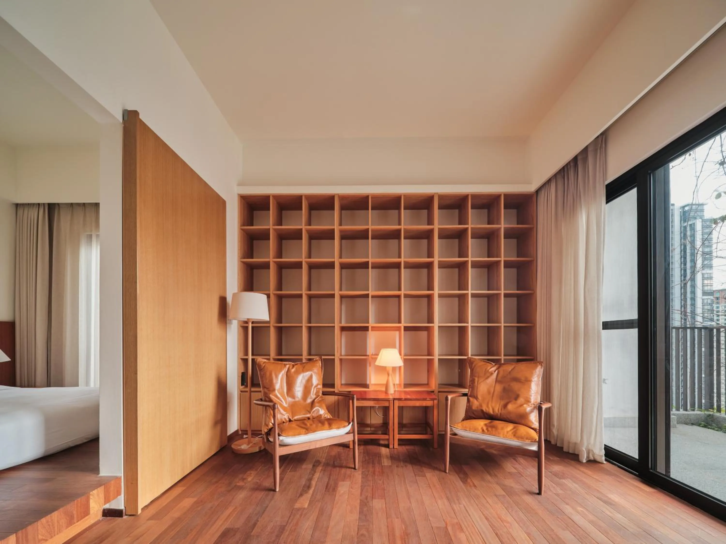 furniture, Bed in Wutong Hotel Apartment Bao'an Center