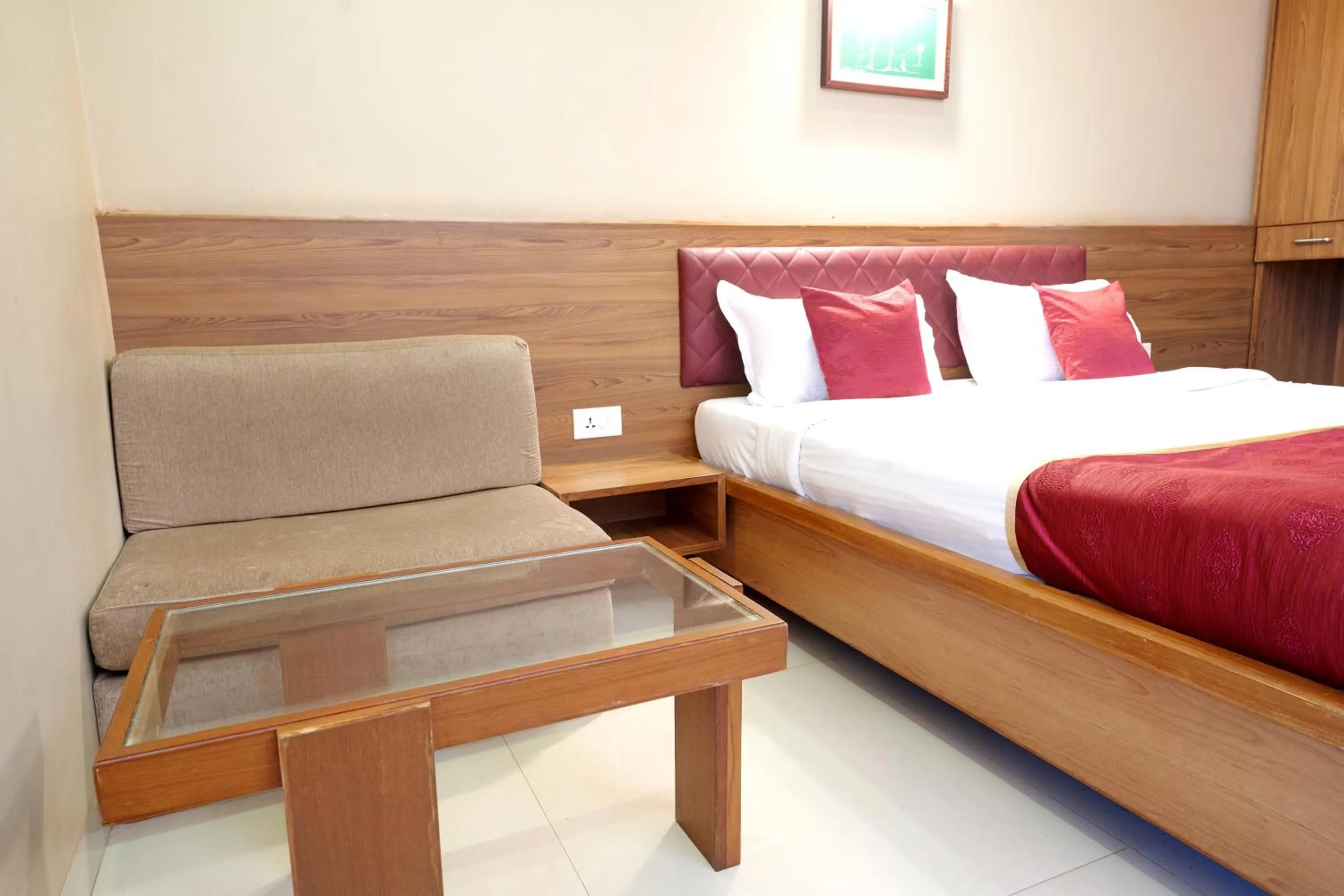 Bed in Hotel Prestige, Mangalore