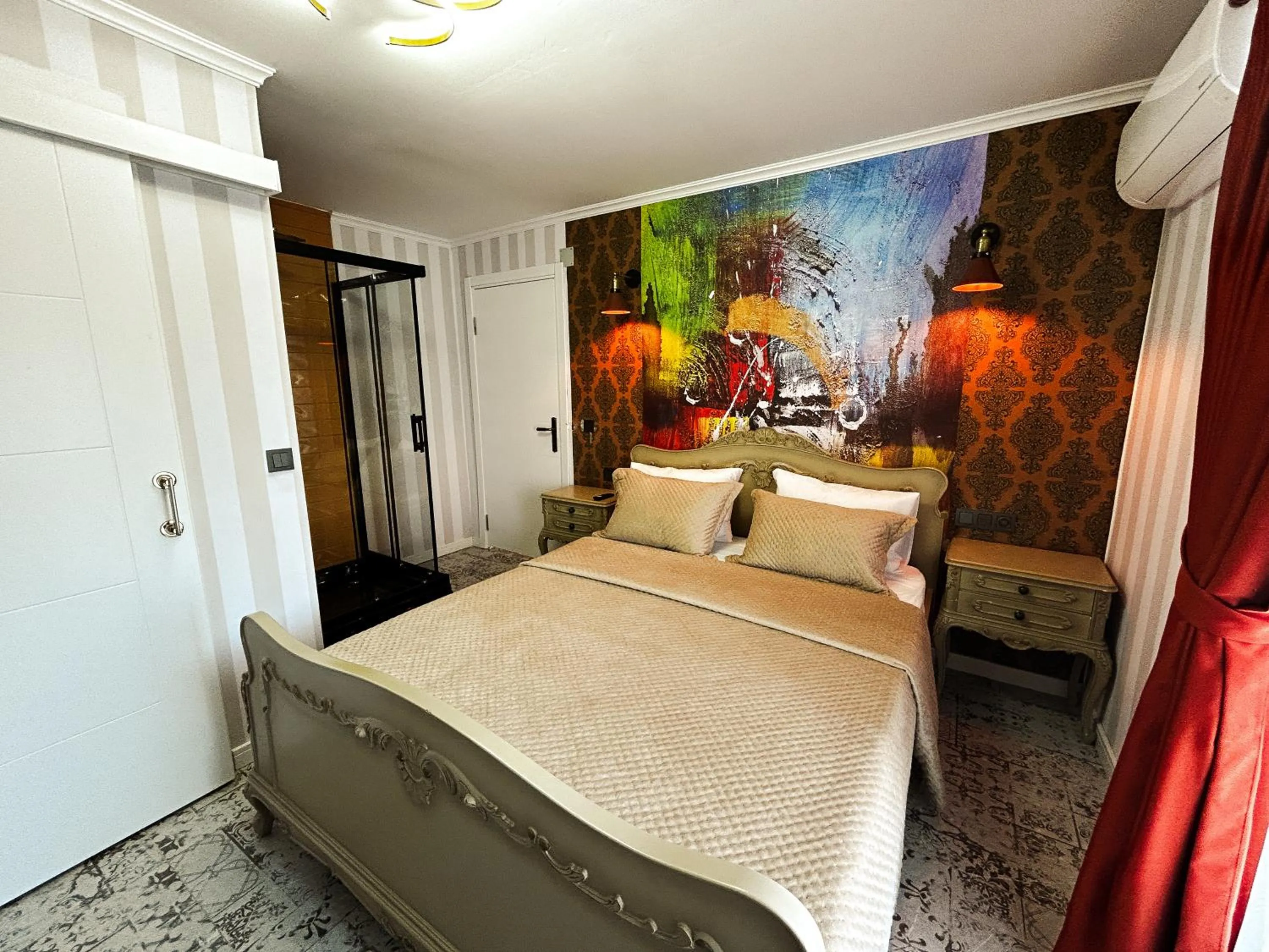 Photo of the whole room, Bed in Portofino Urla Boutique Hotel