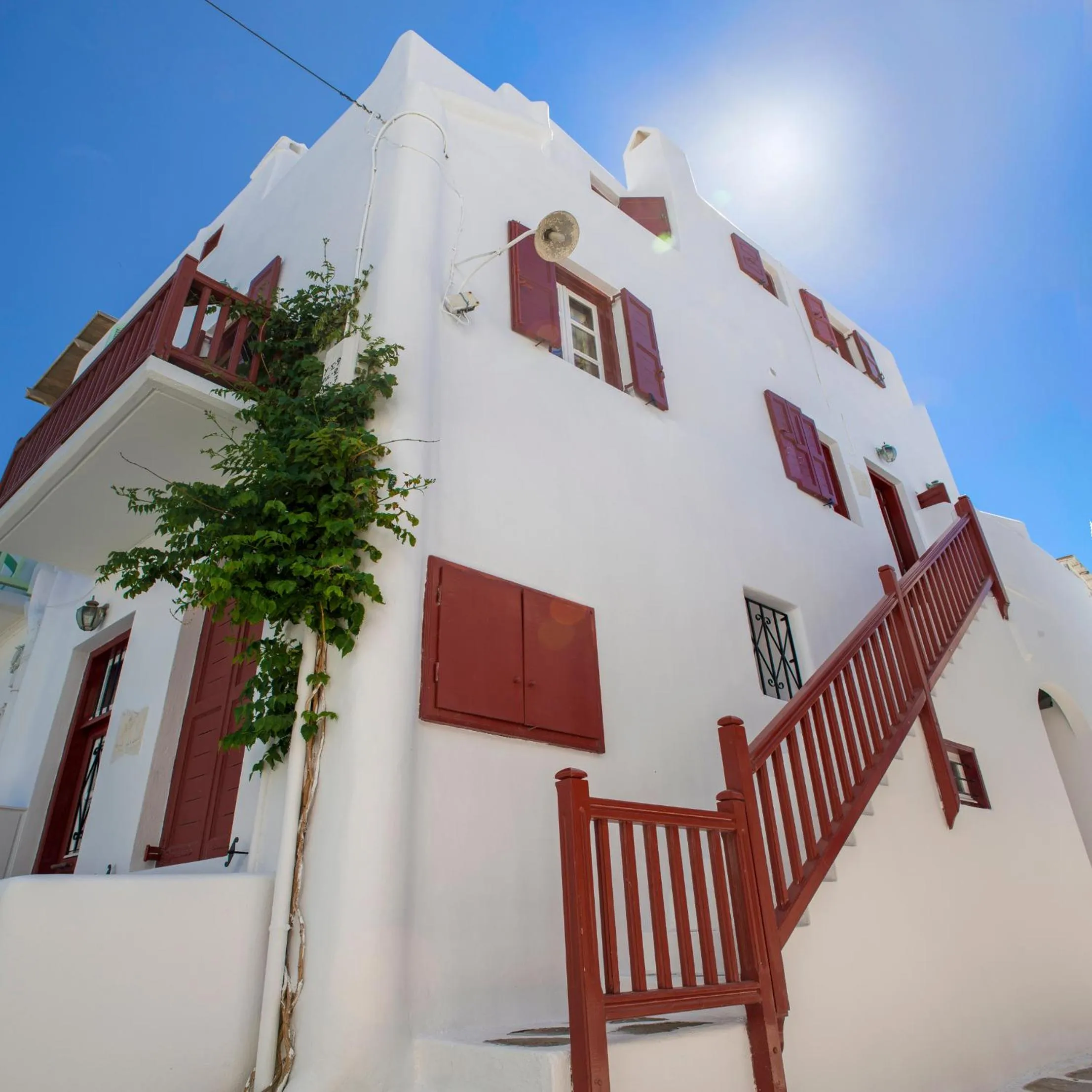 Facade/entrance in Alana Mykonos