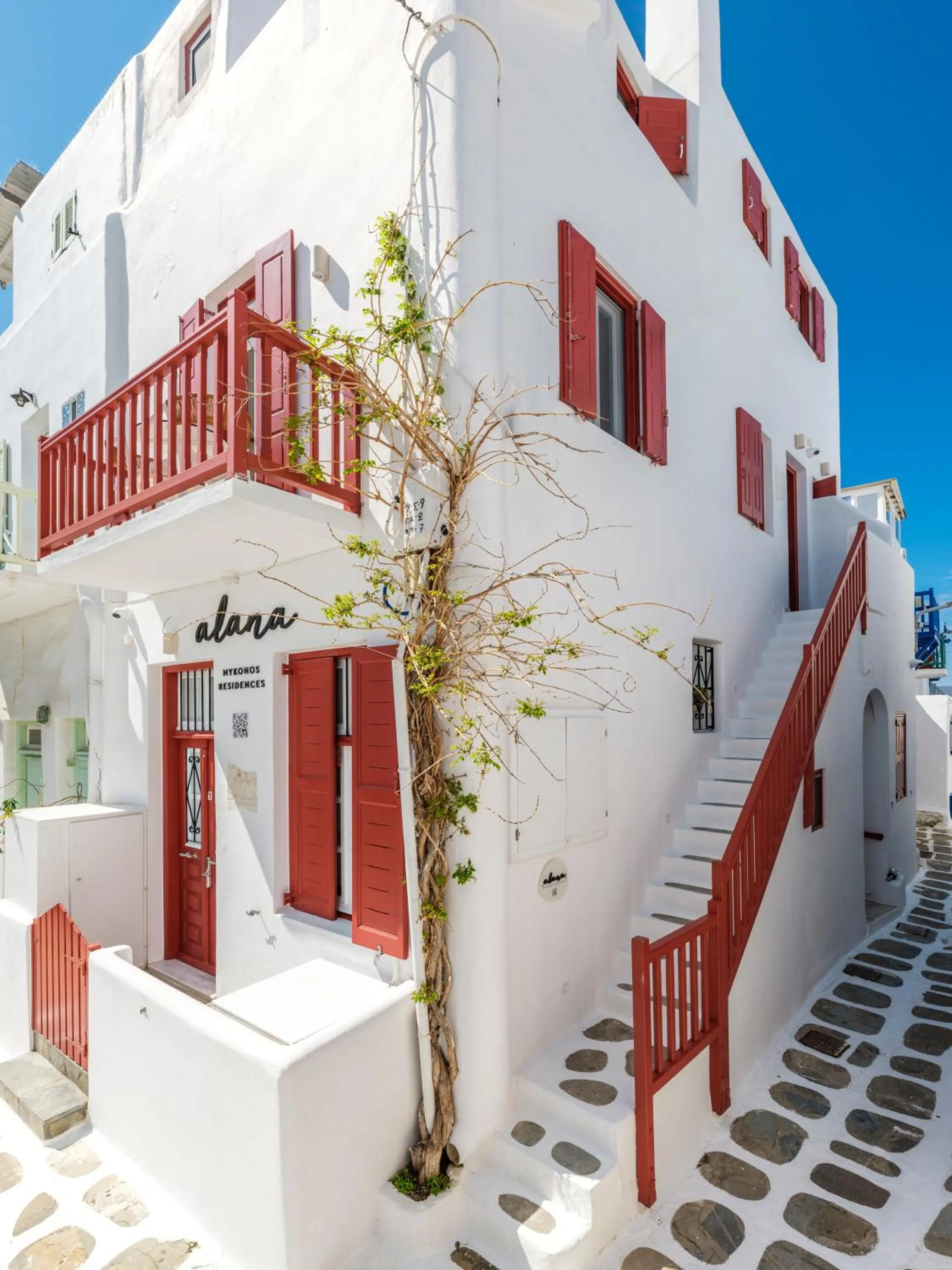 Property building in Alana Mykonos