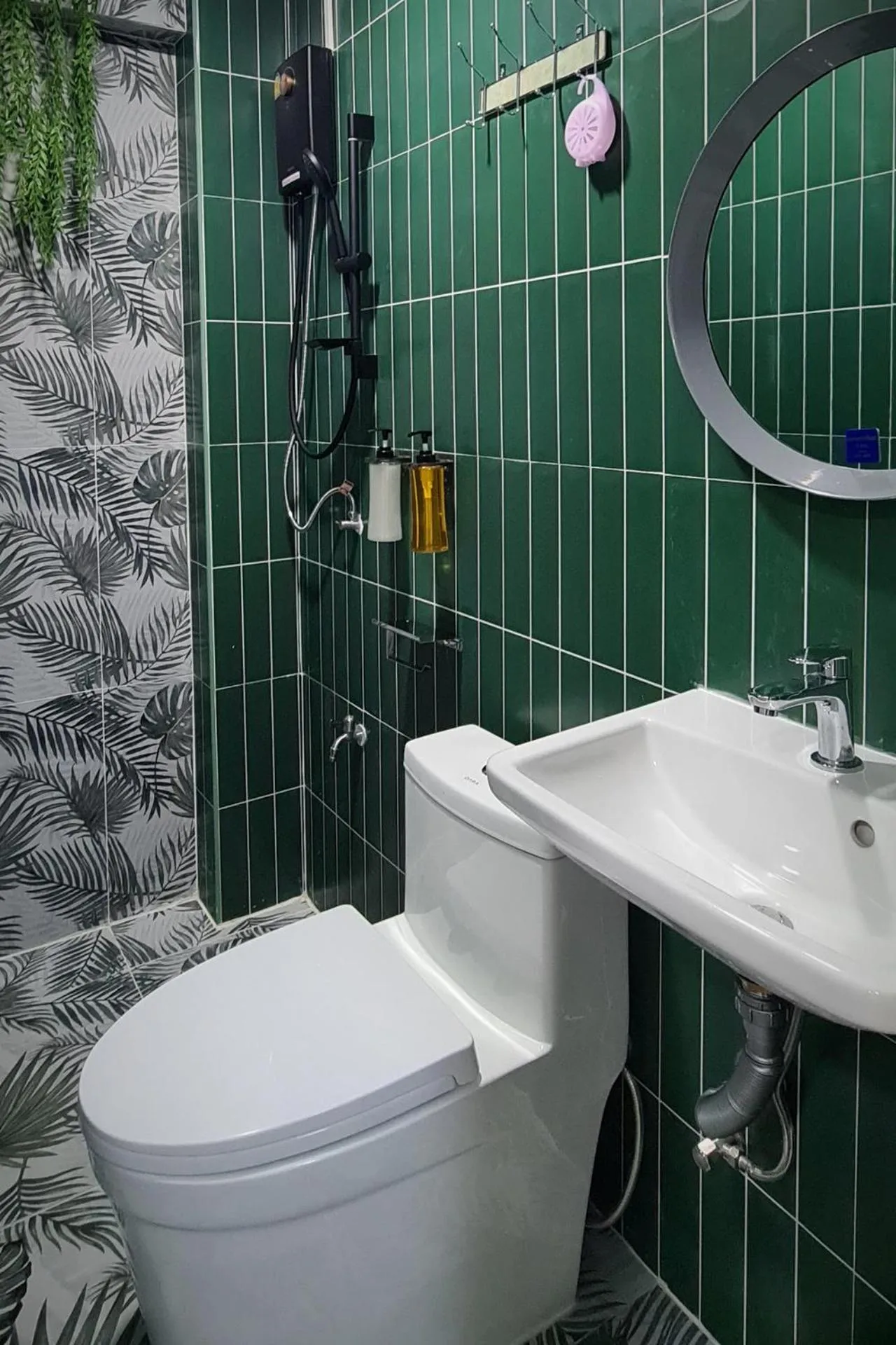 Bathroom in DonMueang station hotel