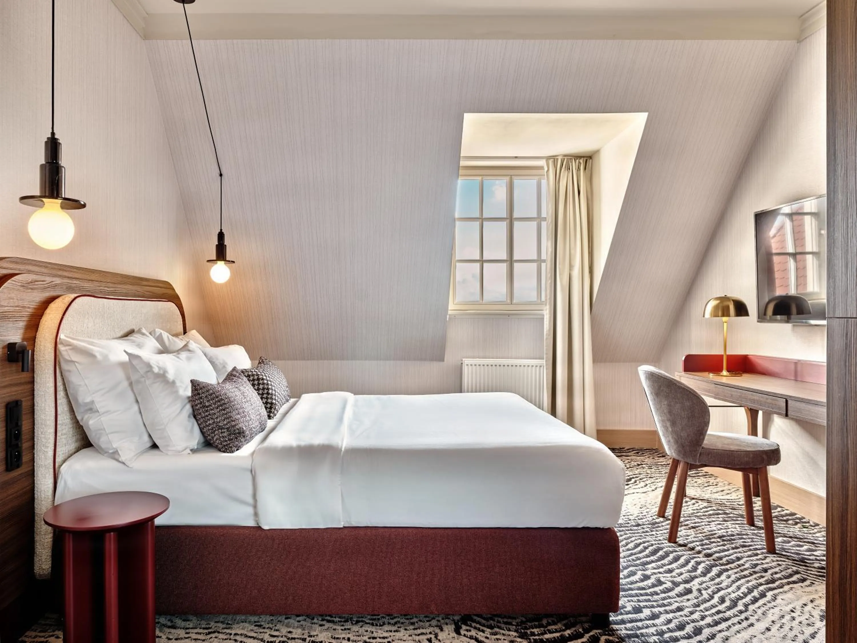 Photo of the whole room, Bed in Zinar Castle