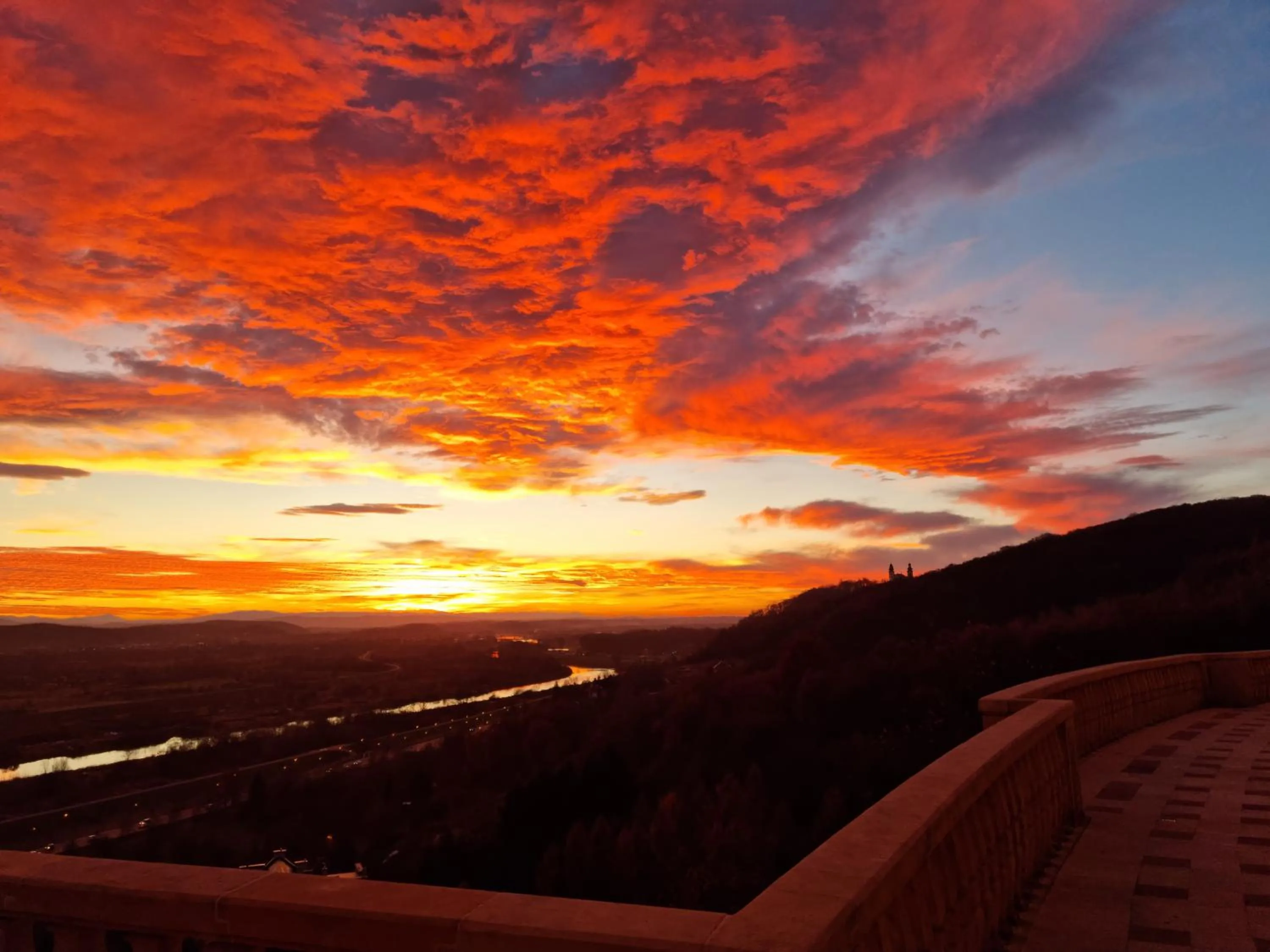 Restaurant/places to eat in Zinar Castle