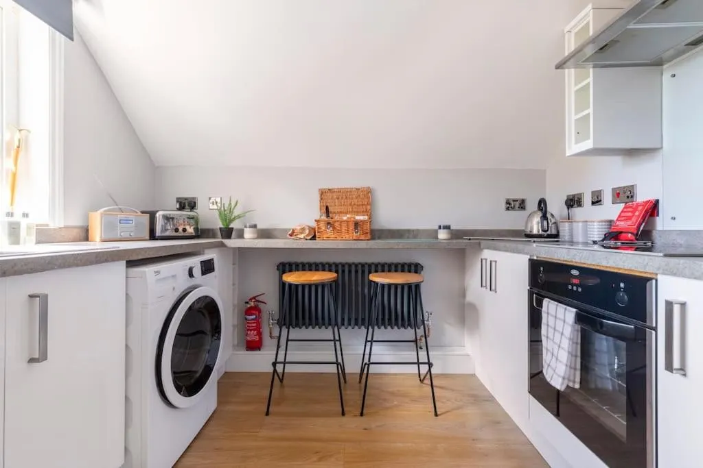 Coffee/tea facilities in Castle Garden View