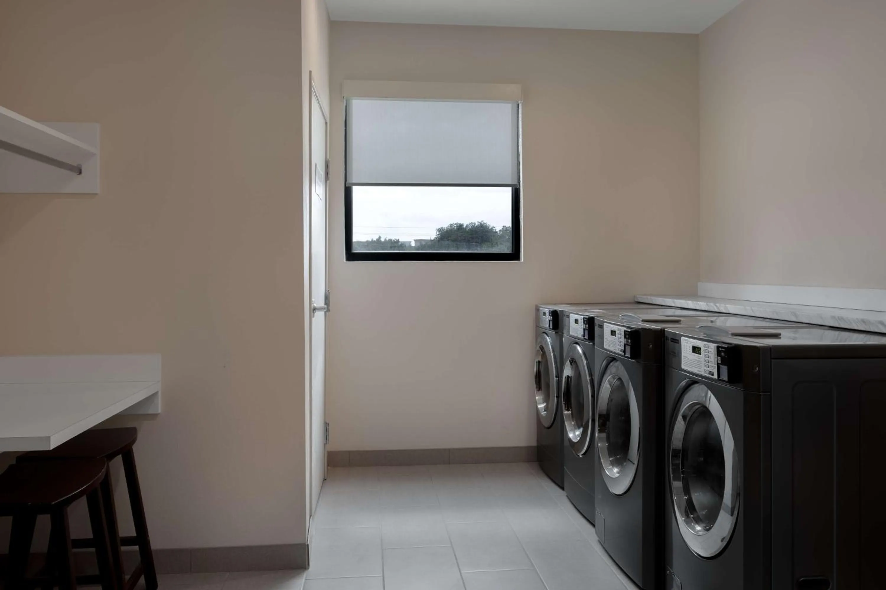 laundry in Home2 Suites By Hilton Brownwood