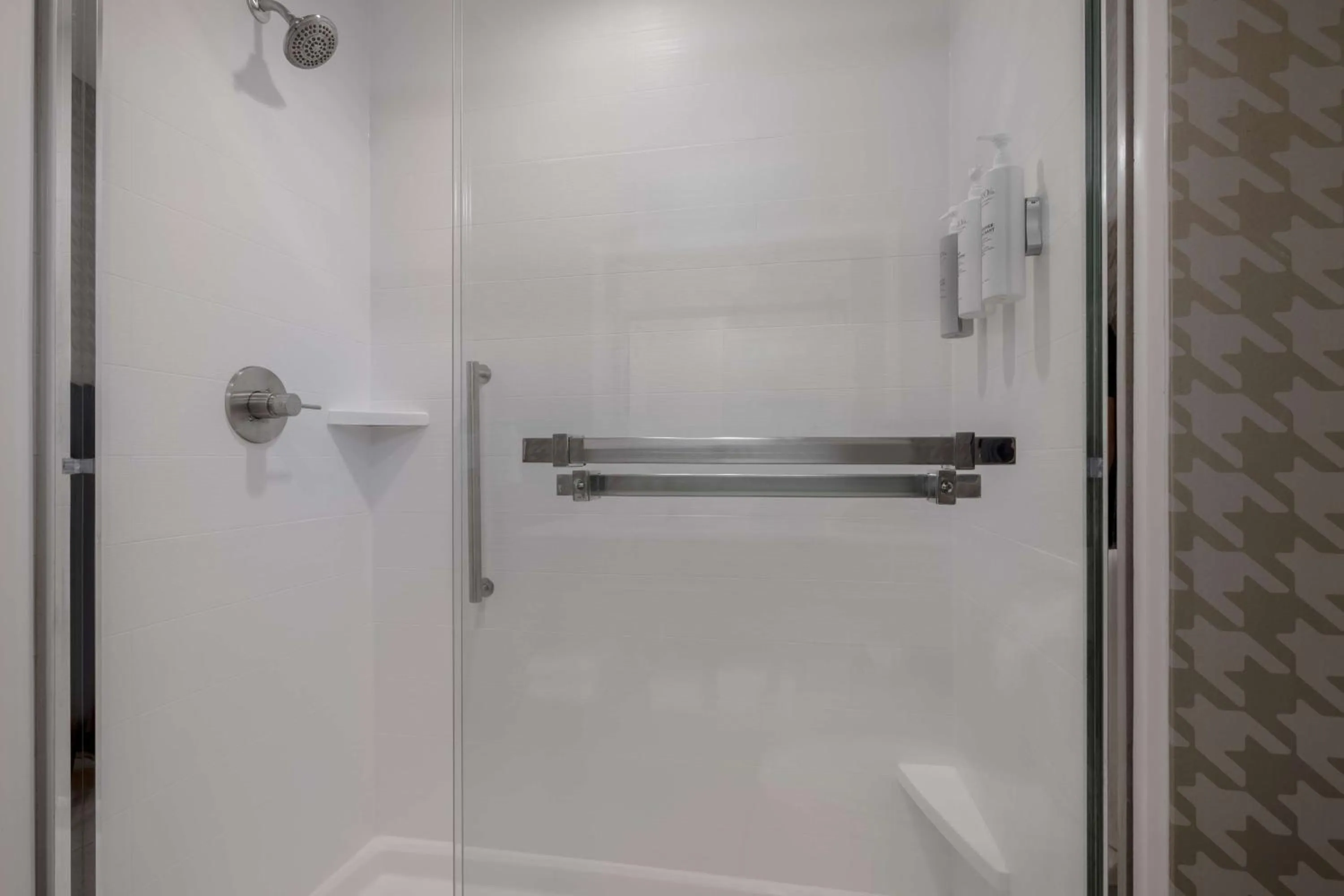 Bathroom in Home2 Suites By Hilton Brownwood