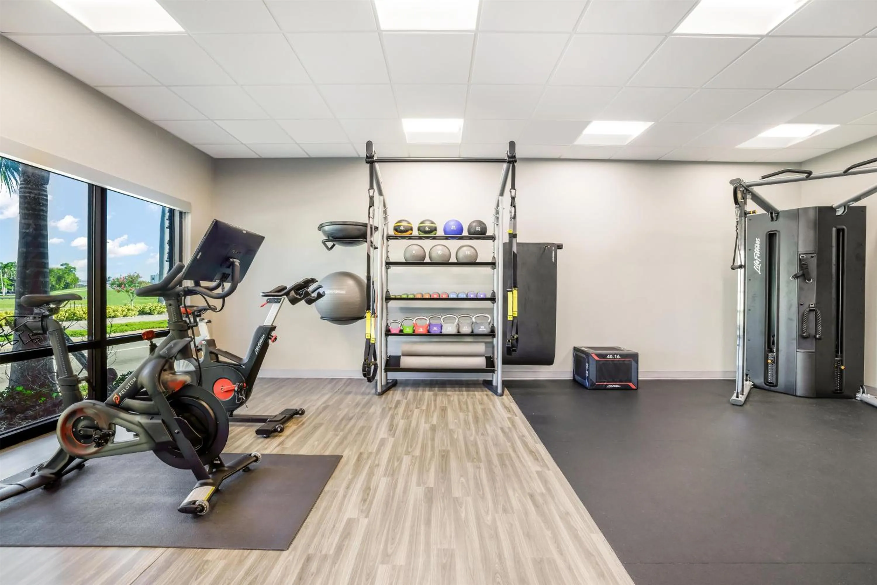 Fitness centre/facilities in Hampton Inn Fort Myers Downtown