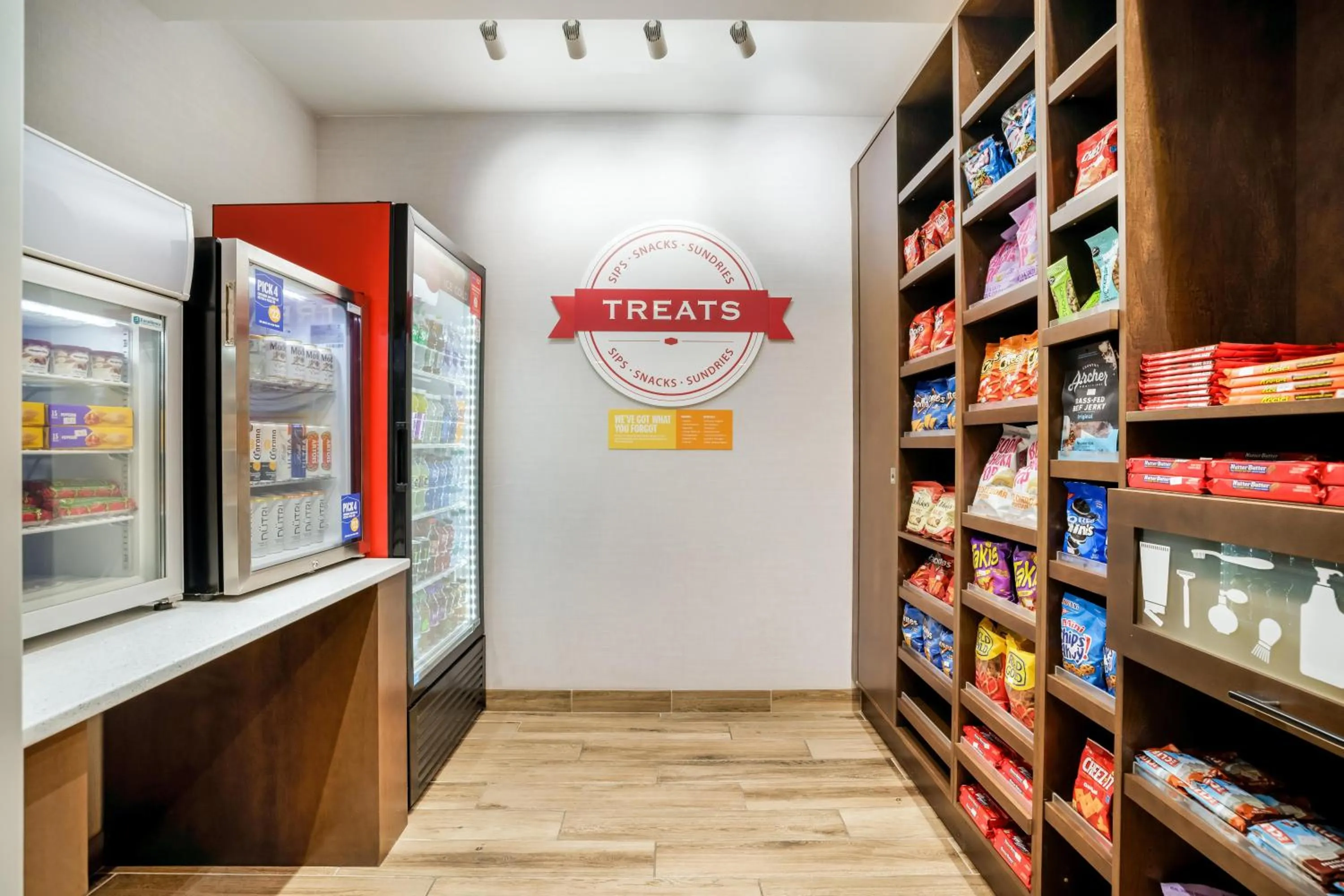 Supermarket/grocery shop in Hampton Inn Fort Myers Downtown