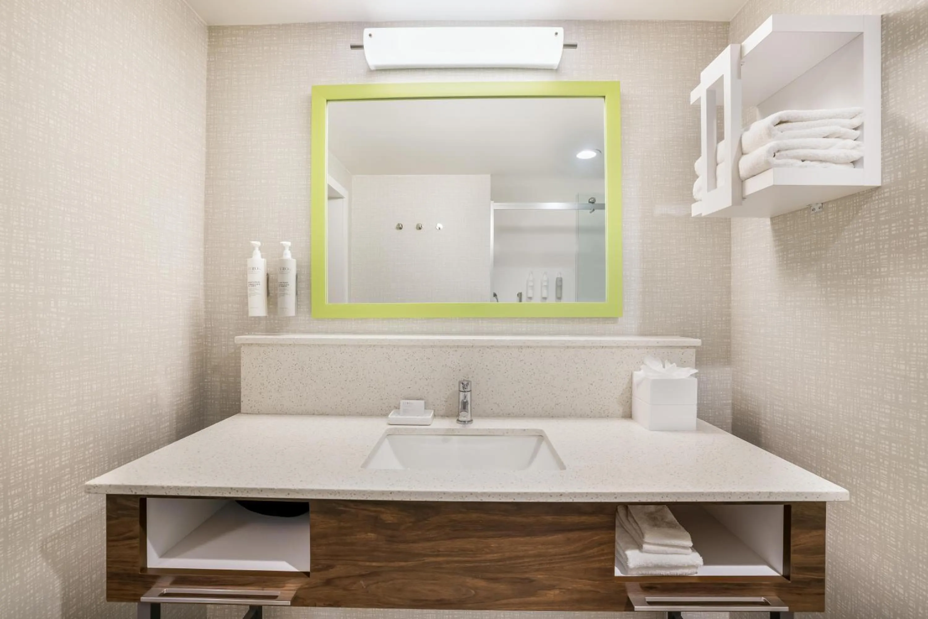 Bathroom in Hampton Inn Fort Myers Downtown