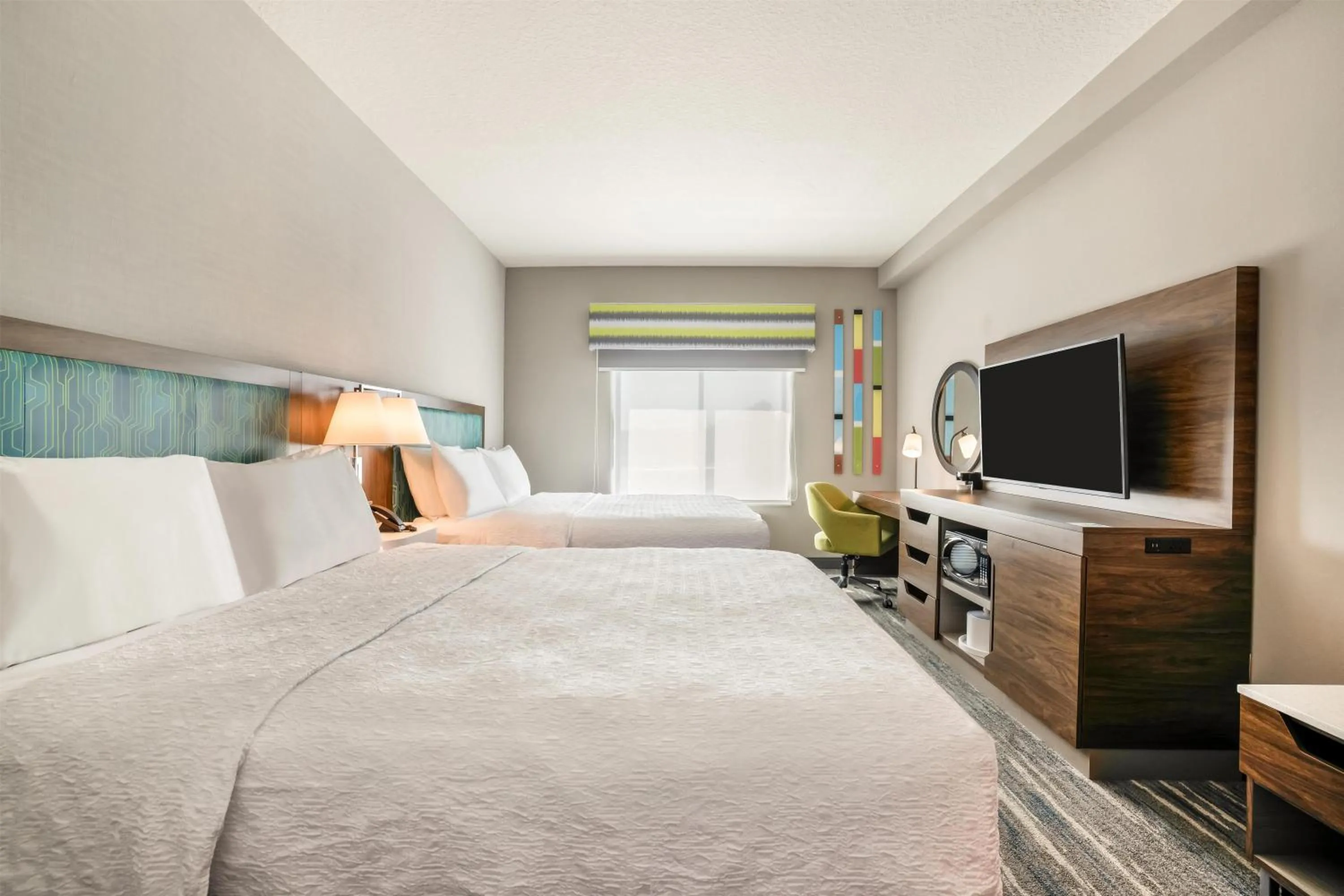 Bed in Hampton Inn Fort Myers Downtown