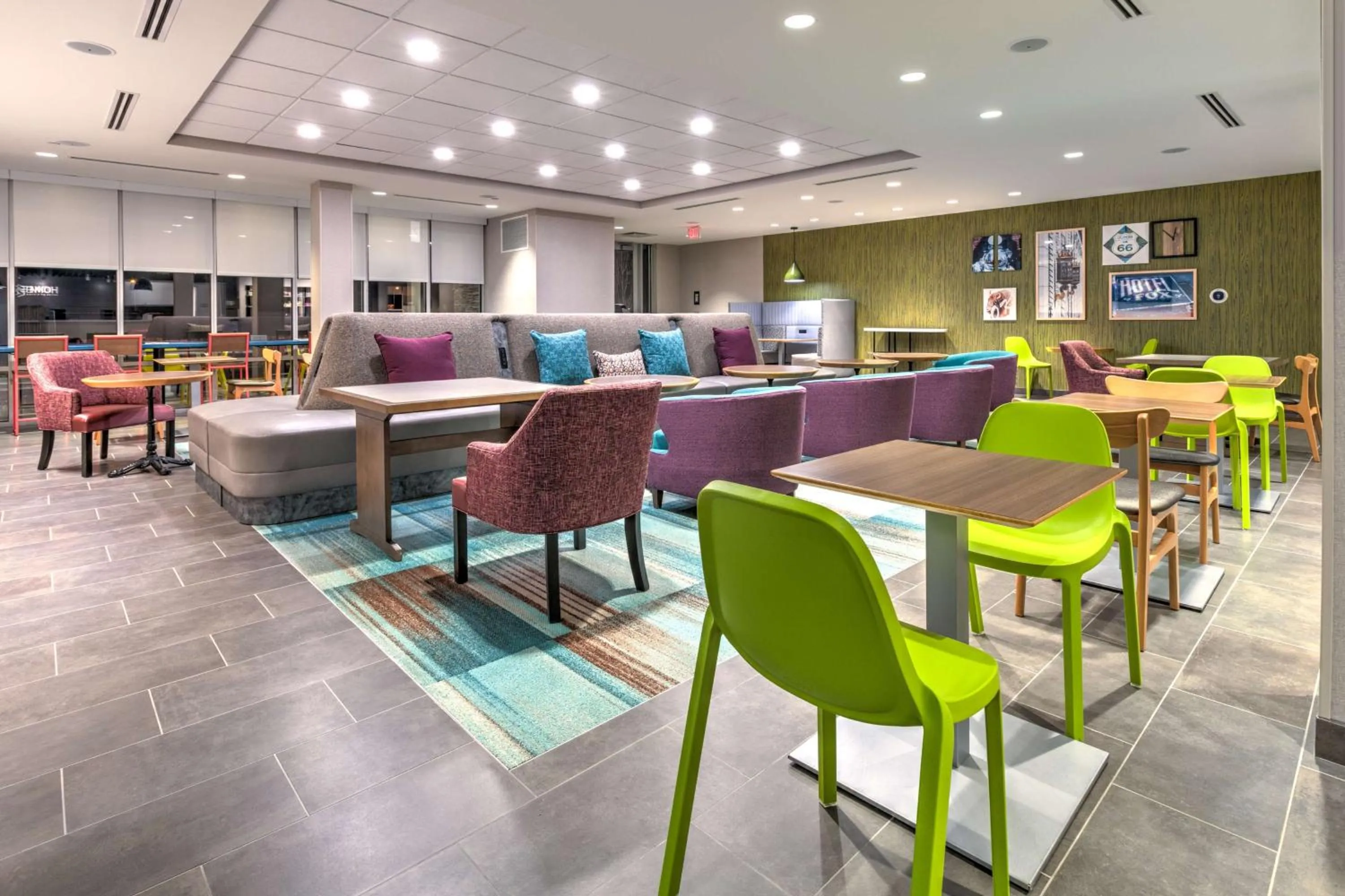Lobby or reception in Home2 Suites By Hilton Tulsa Airport