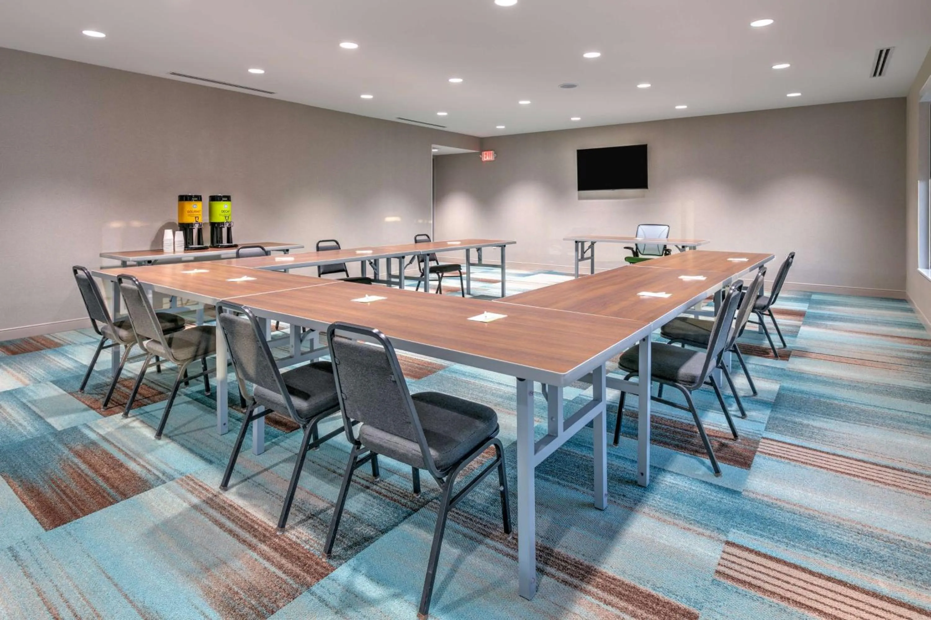 Meeting/conference room in Home2 Suites By Hilton Tulsa Airport