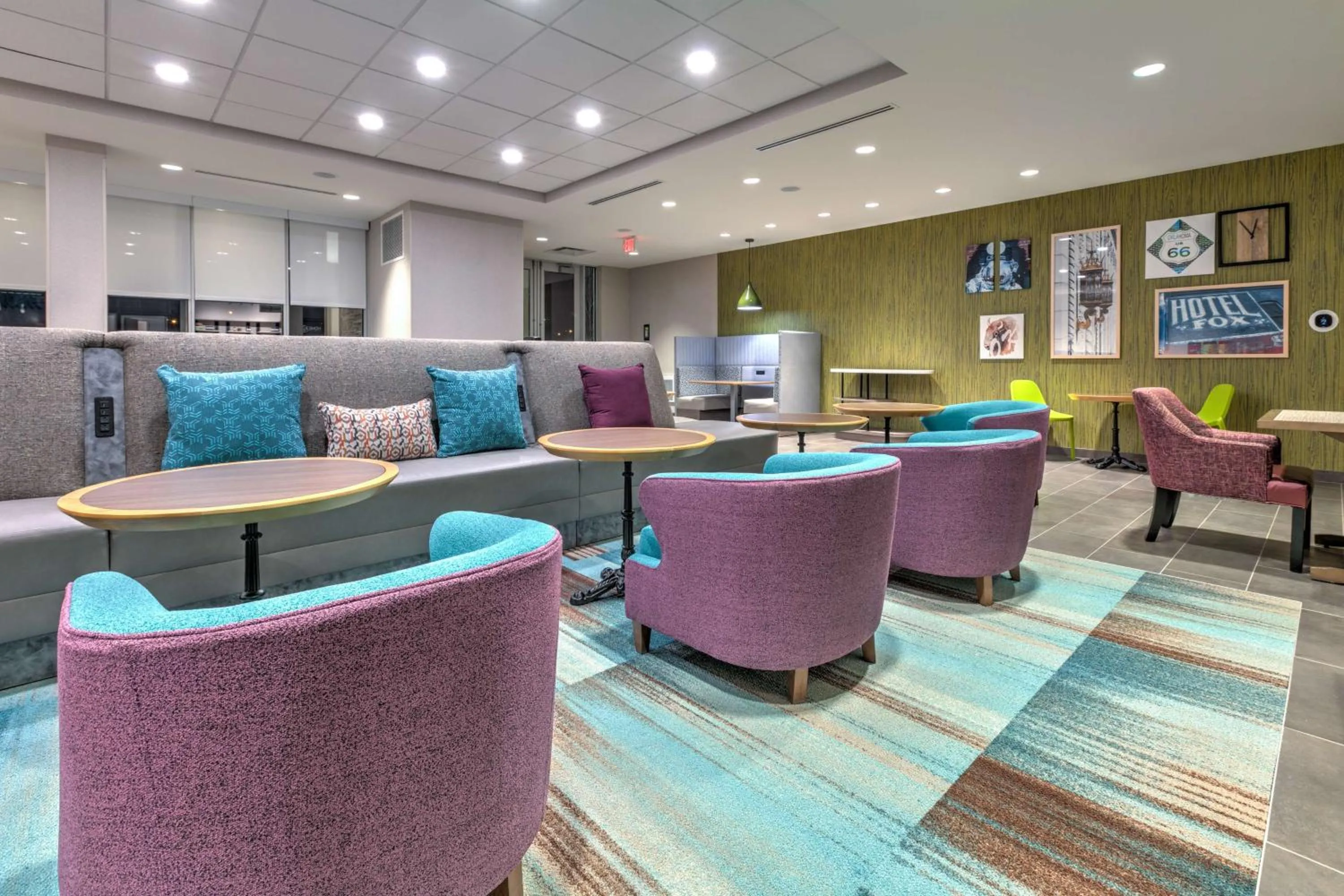 Lobby or reception in Home2 Suites By Hilton Tulsa Airport