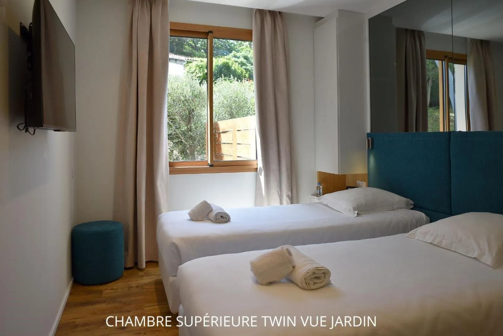 Bed in HOTEL SAINT ROCH