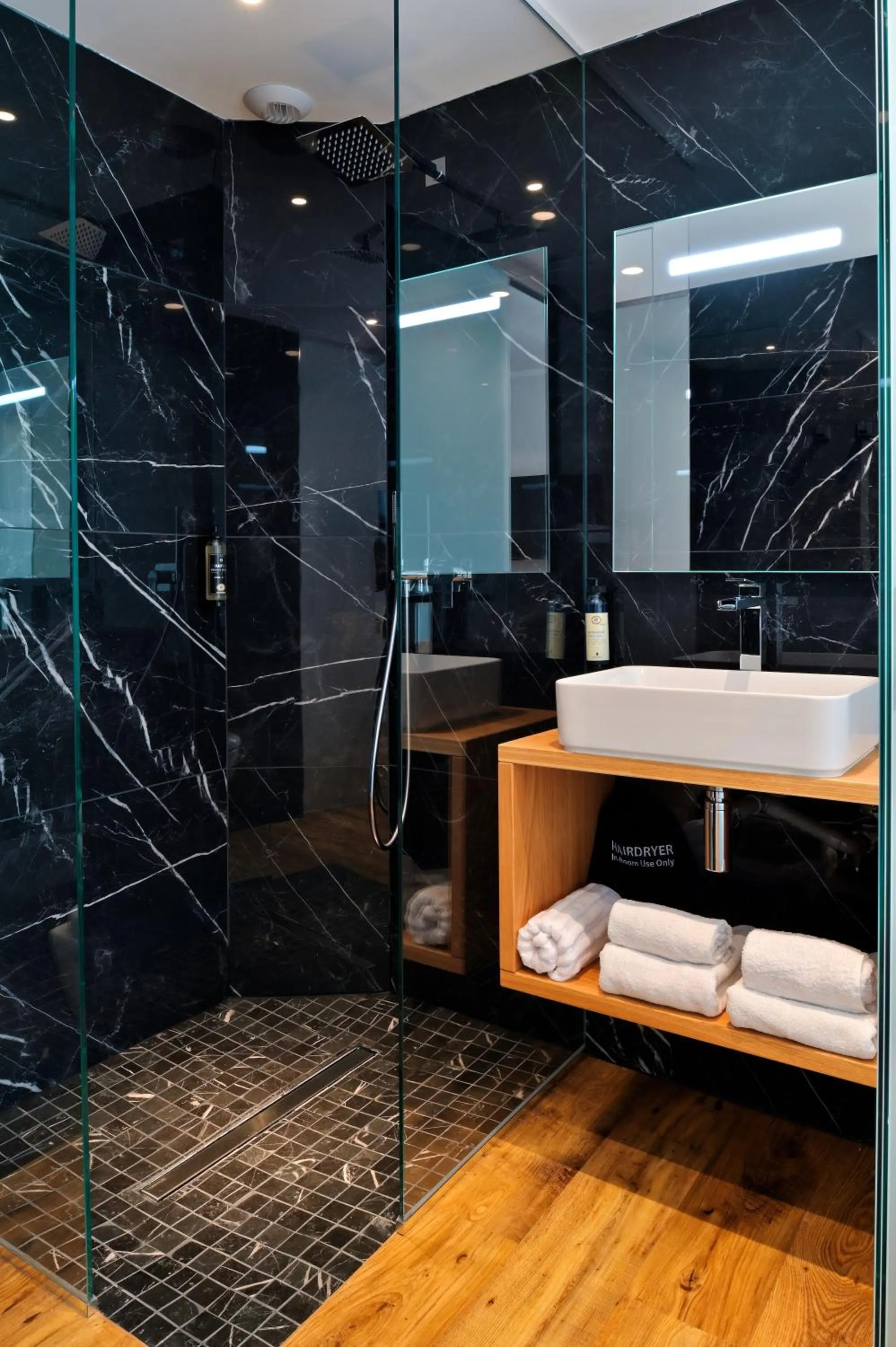 Shower in HOTEL SAINT ROCH