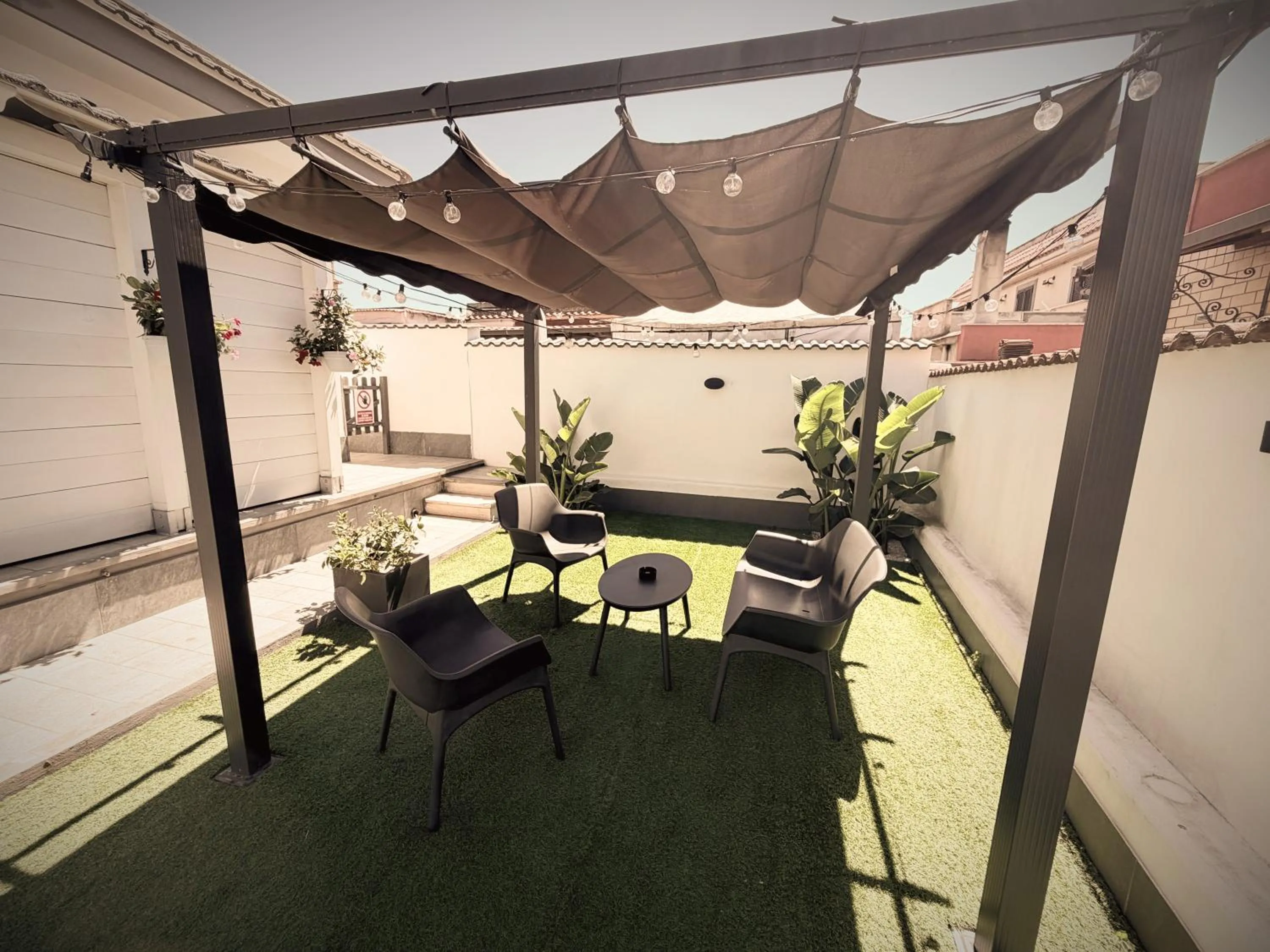 Kalasó Design Guest House - Rome Airport