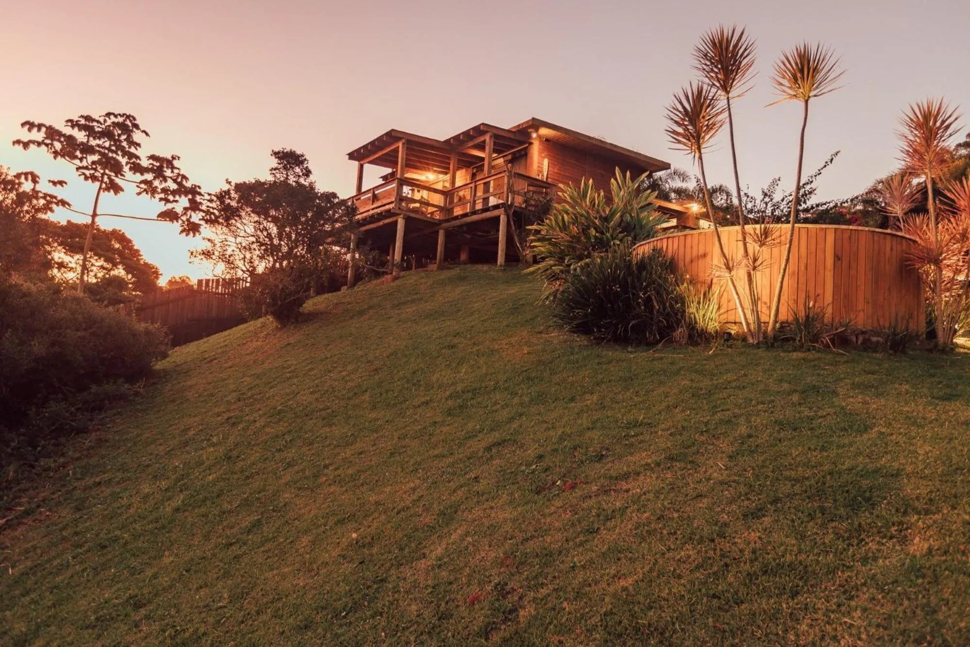 Facade/entrance in Chalés e Bangalôs Ibiraquera